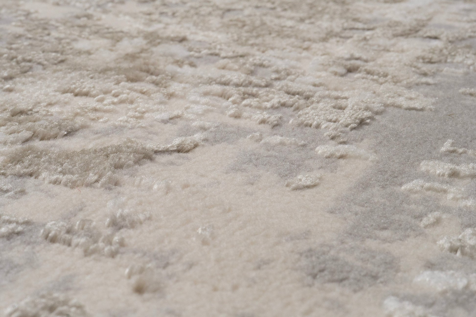 Azure Modern Ivory/Beige/Grey Abstract Medium Pile Rug