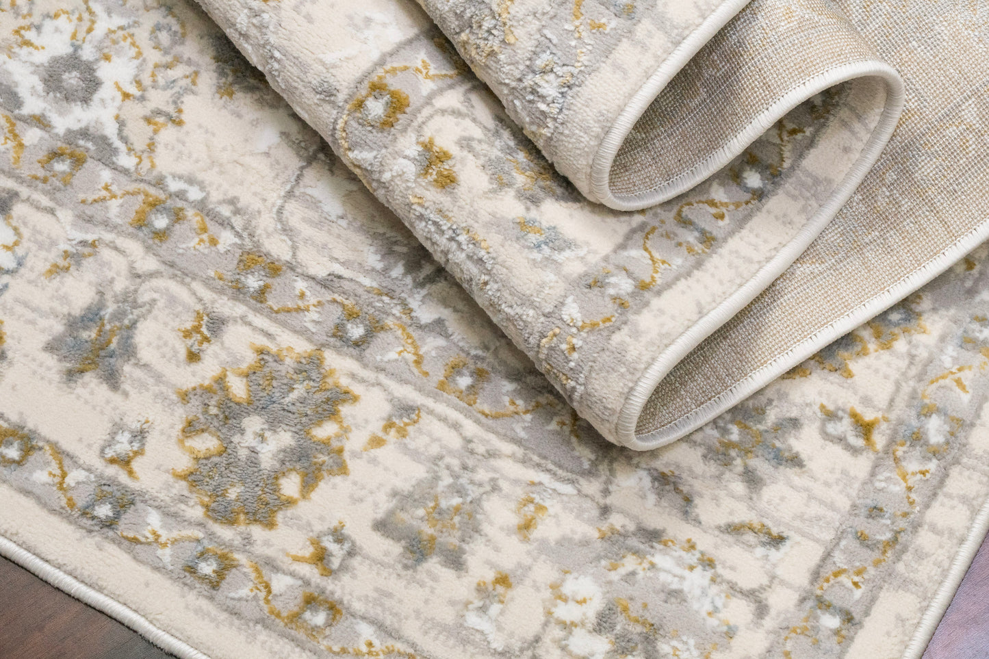 Azure Traditional Ivory/Grey/Blue Floral Medium Pile Rug