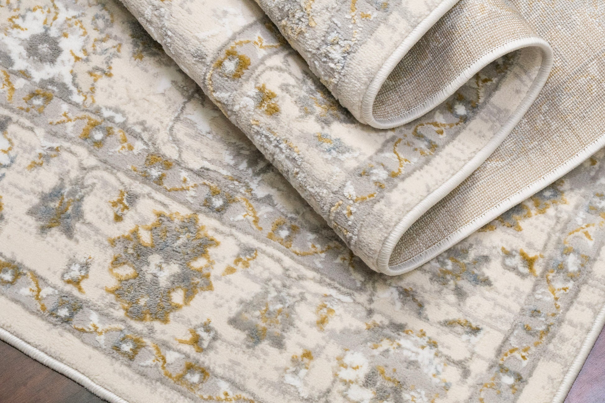 Azure Traditional Ivory/Grey/Blue Floral Medium Pile Rug