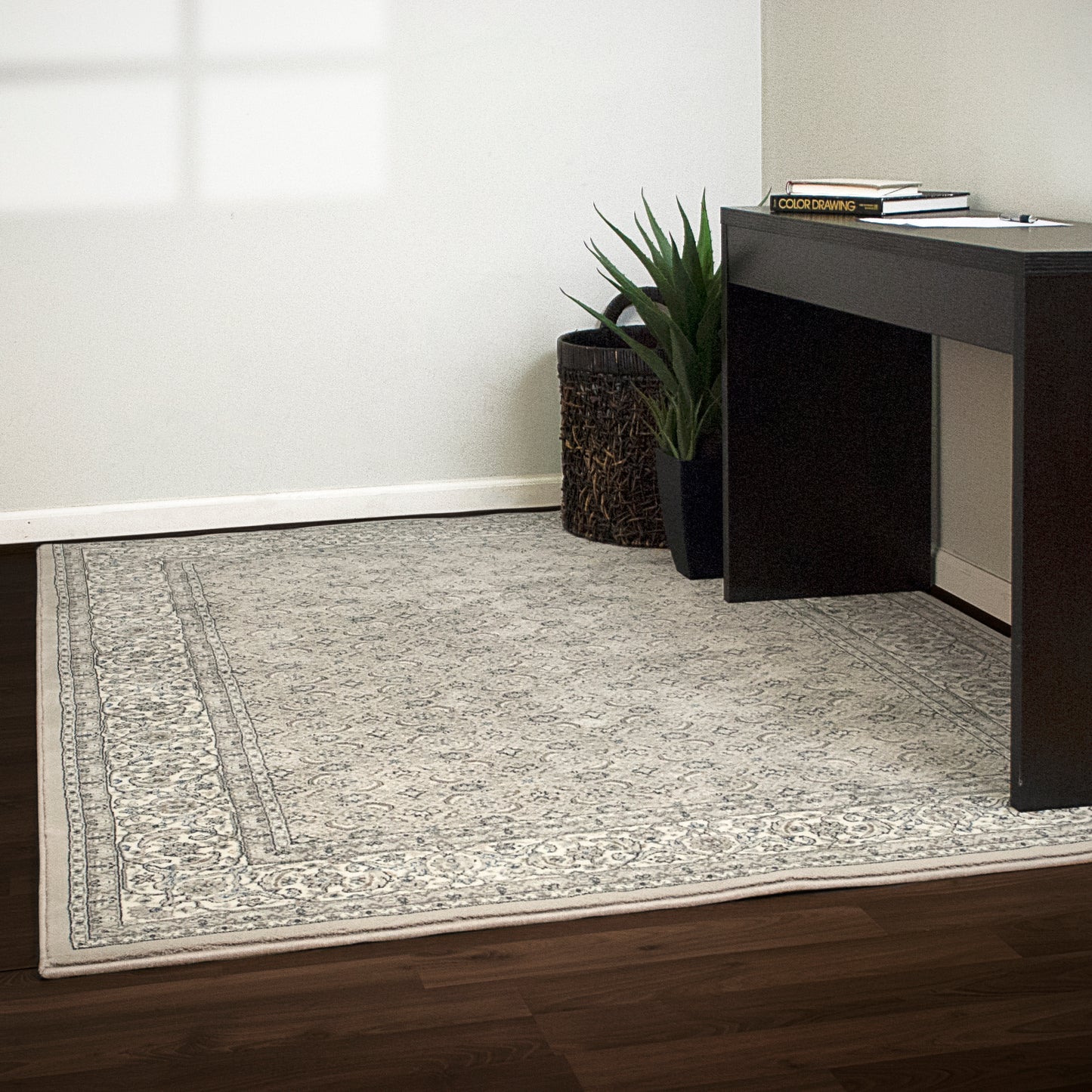 Ancient Garden Traditional Soft Grey/Cream Classic Medium Pile Rug