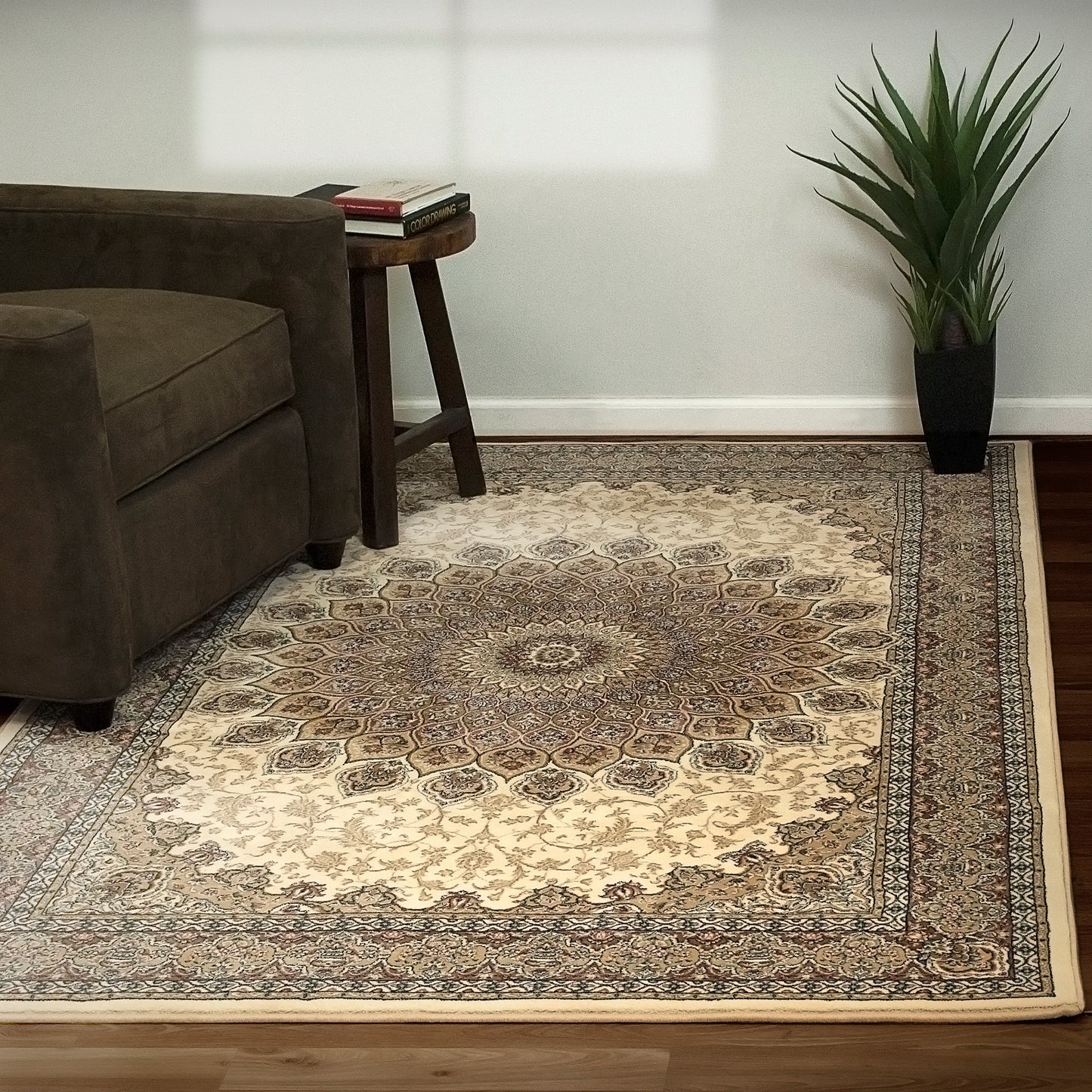 Ancient Garden Traditional Ivory Classic Medium Pile Rug