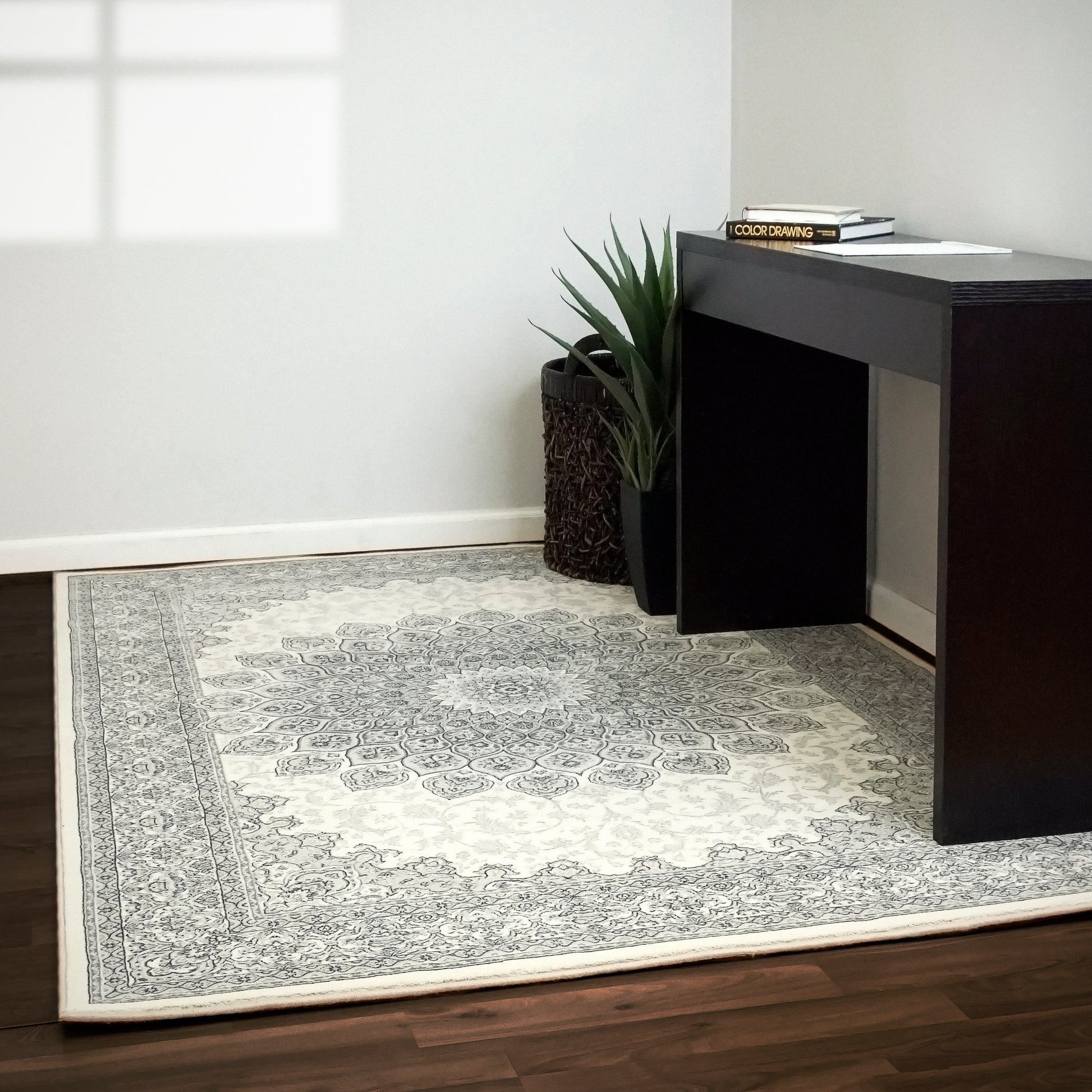 Ancient Garden Traditional Cream/Grey Classic Medium Pile Rug