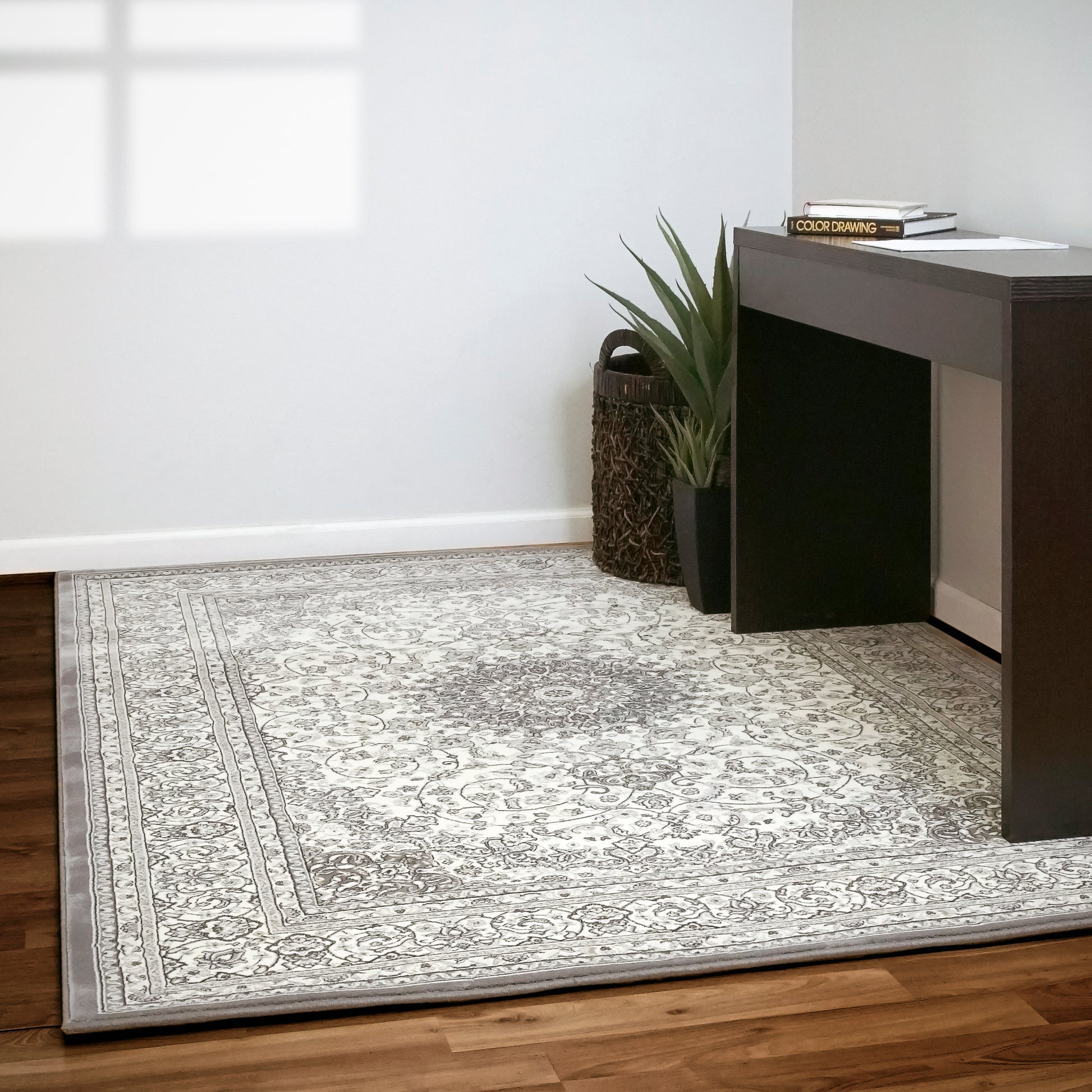 Ancient Garden Traditional Cream/Grey Classic Medium Pile Rug