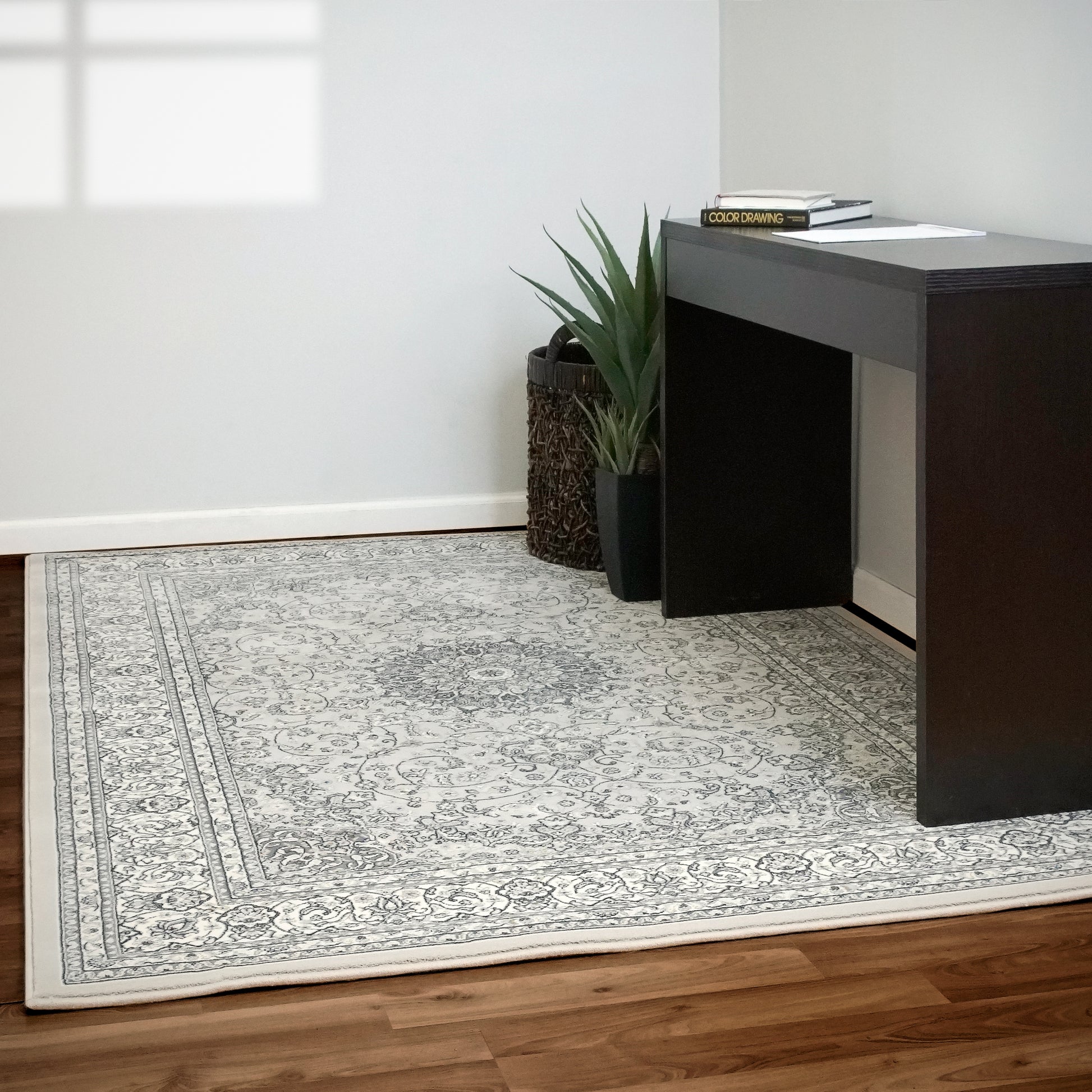 Ancient Garden Traditional Soft Grey/Cream Classic Medium Pile Rug