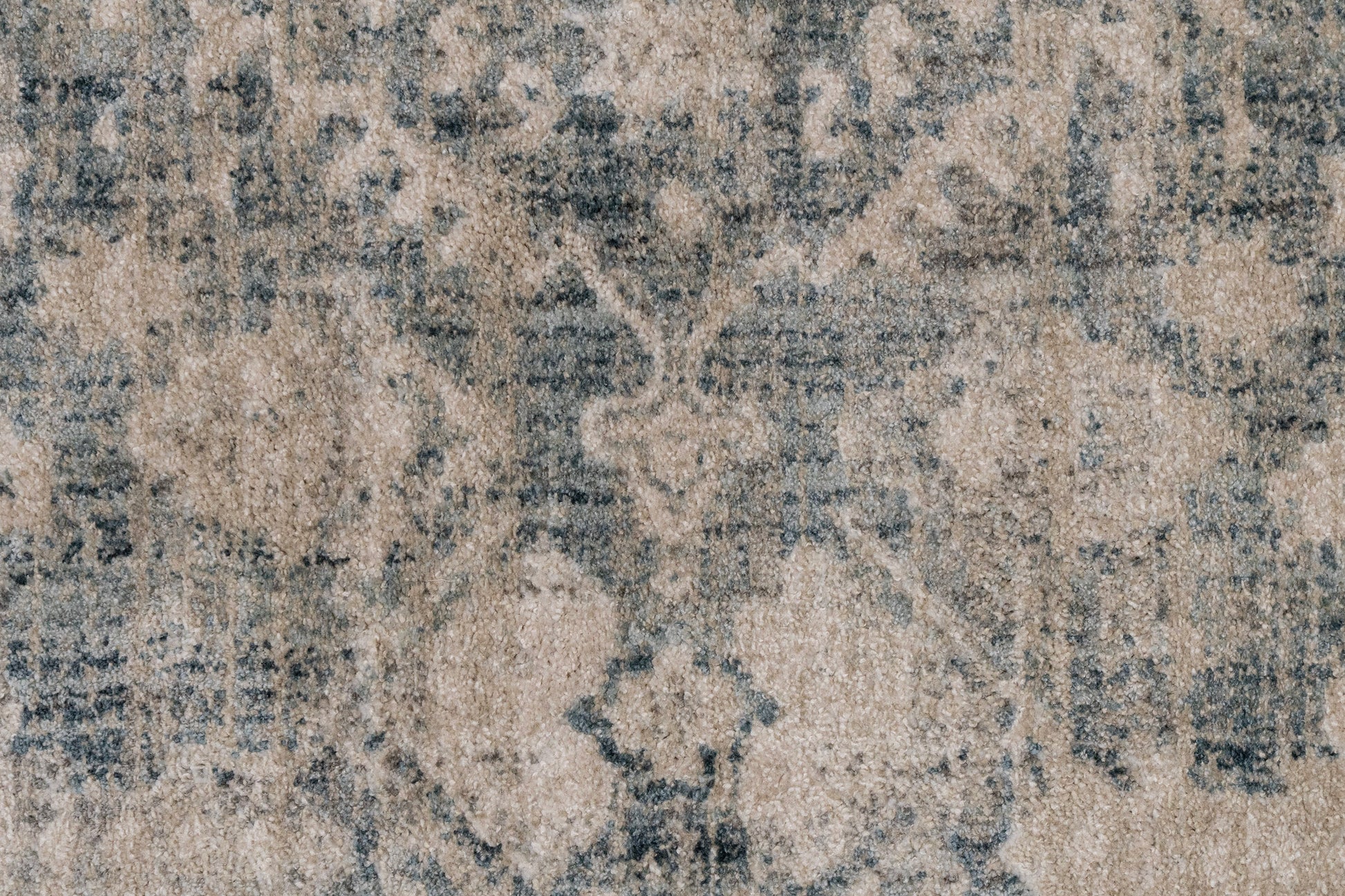 Bloomfield Transitional Grey/Cream Oriental Medium Pile Rug