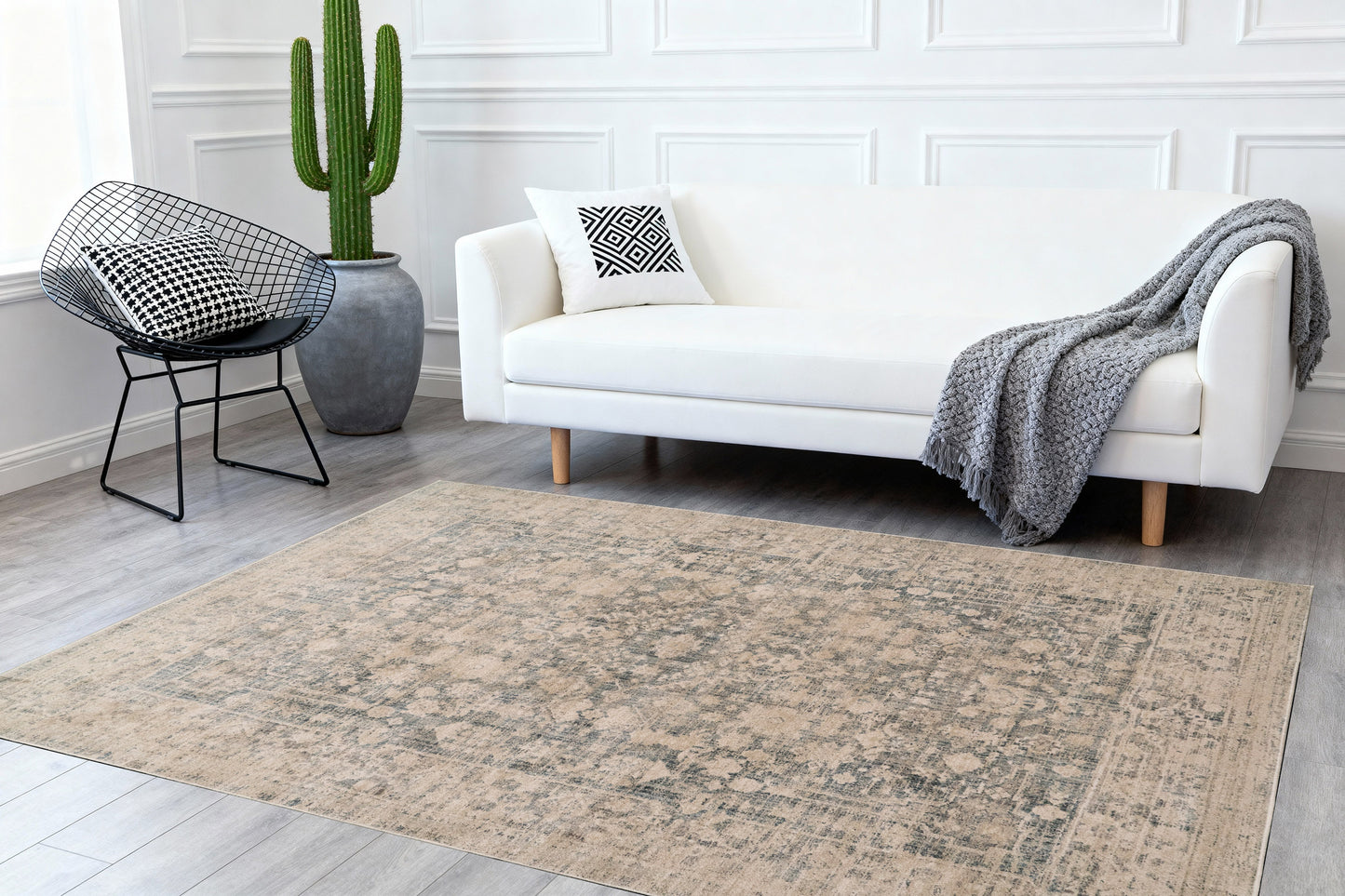 Bloomfield Transitional Grey/Cream Oriental Medium Pile Rug