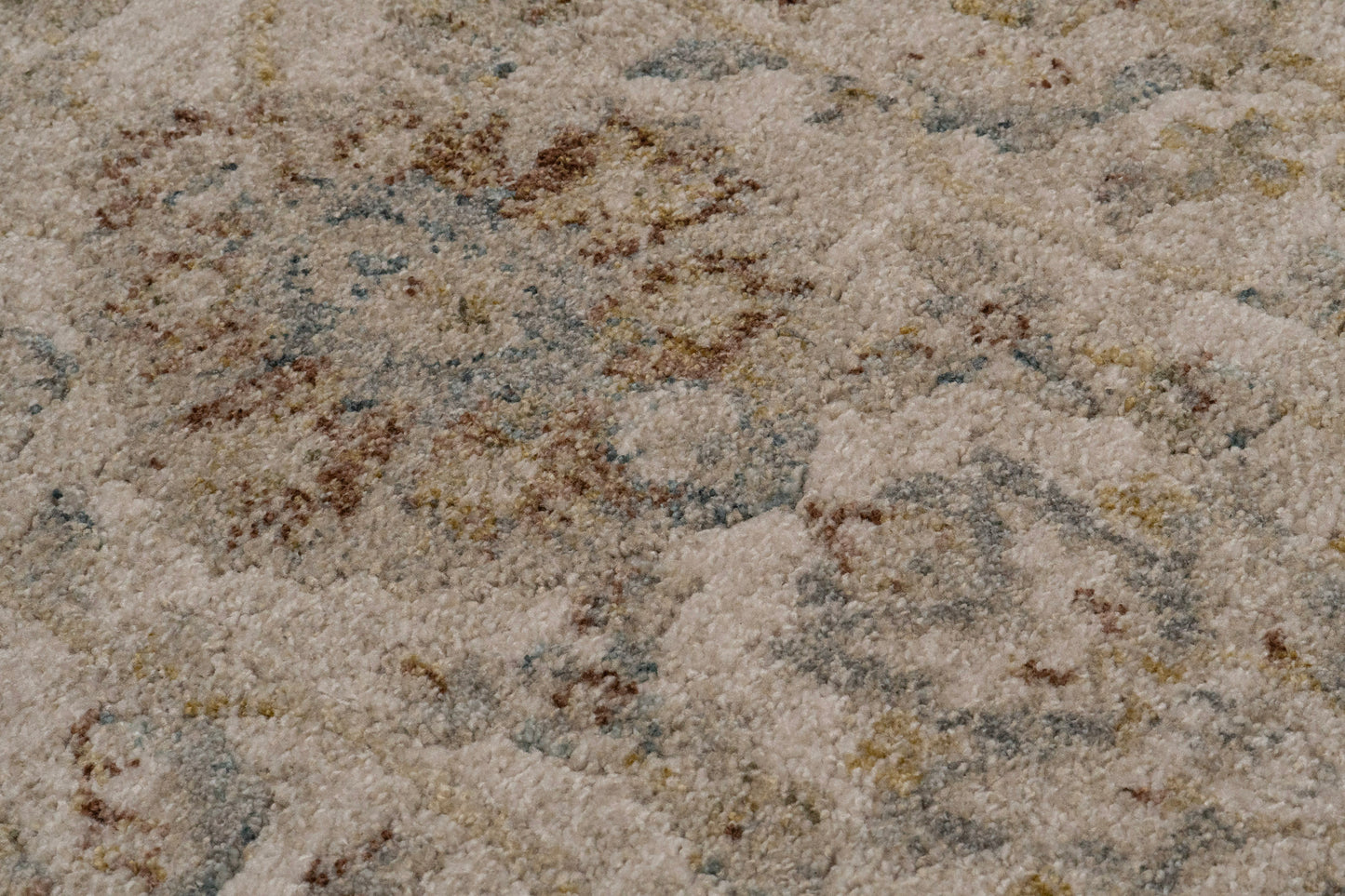 Bloomfield Traditional Beige/Grey/Cream Oriental Medium Pile Rug