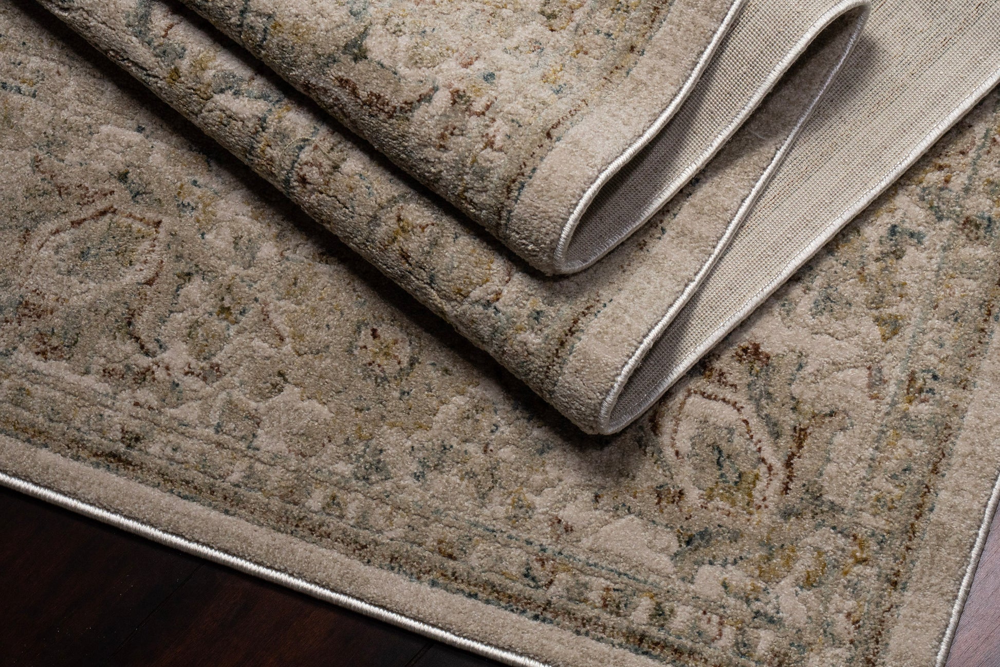 Bloomfield Traditional Beige/Grey/Cream Oriental Medium Pile Rug