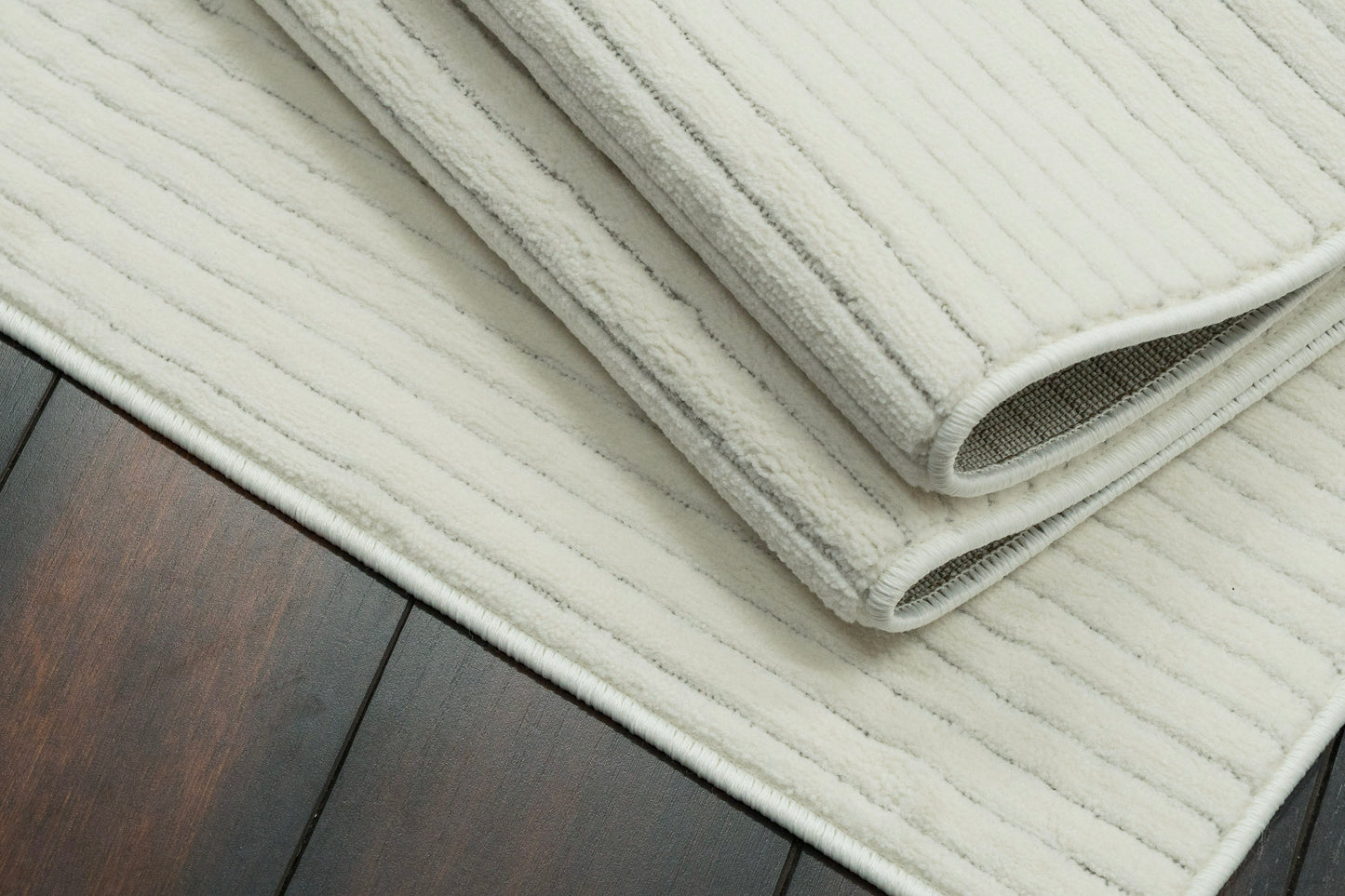Boutique Modern Ivory/Grey Striped Medium Pile Rug