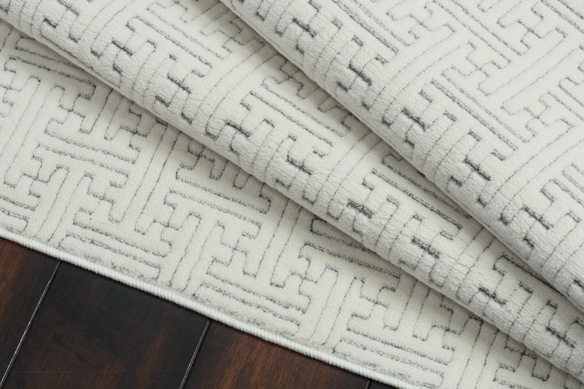 Boutique Modern Cream/Grey Geometric Medium Pile Rug