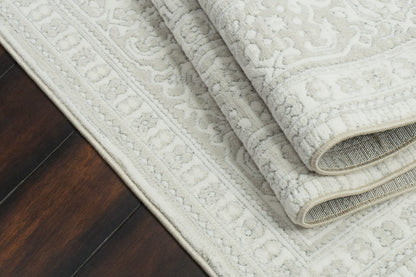 Boutique Traditional Grey/Cream Medallion Medium Pile Rug