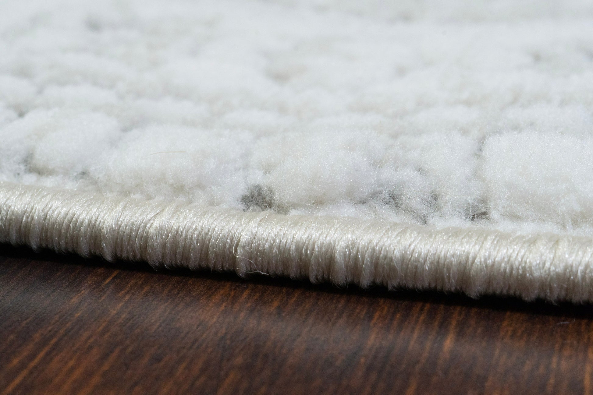 Boutique Traditional Grey/Cream Medallion Medium Pile Rug