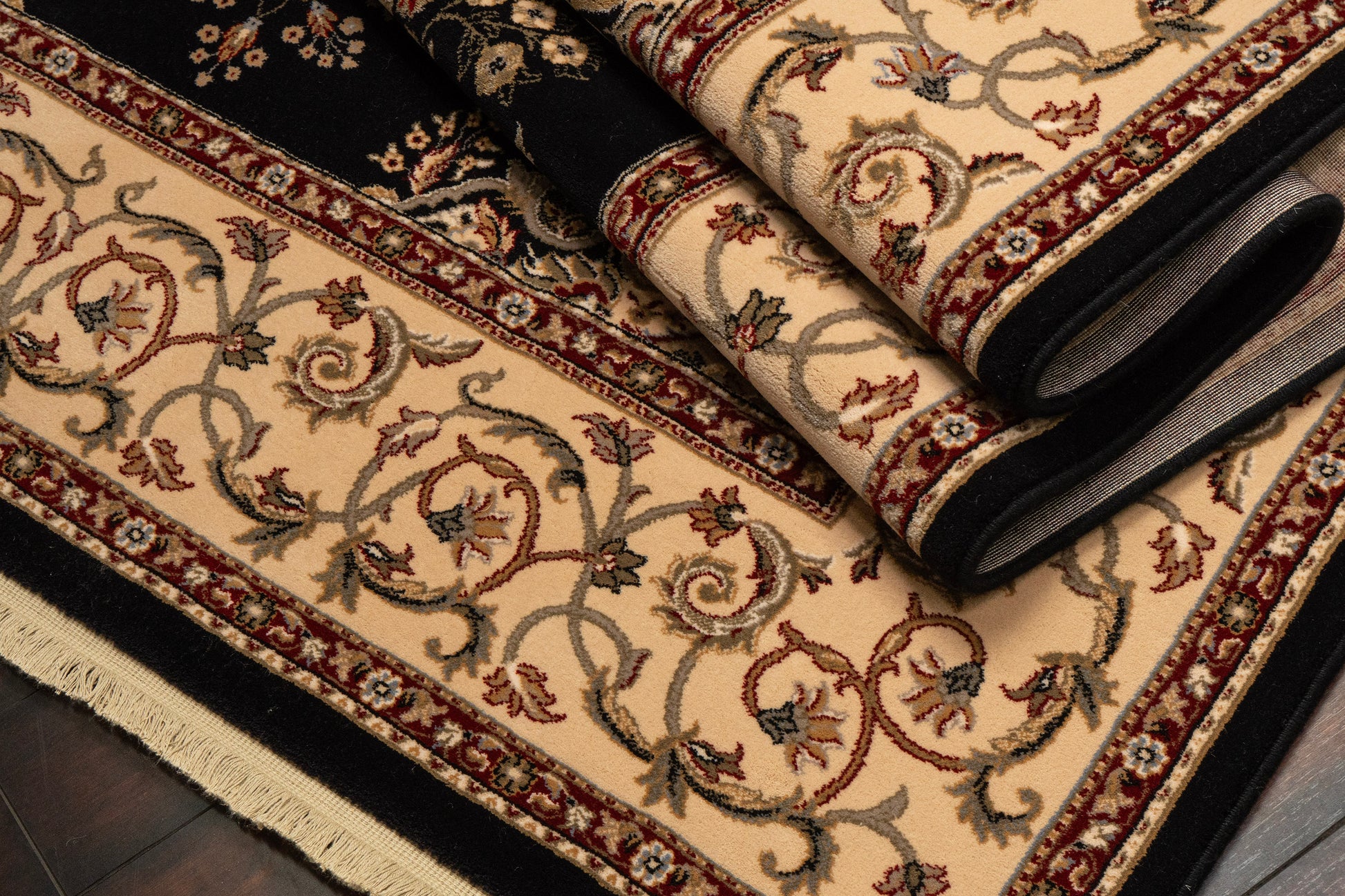 Brilliant Traditional Black Classic Medium Pile Rug