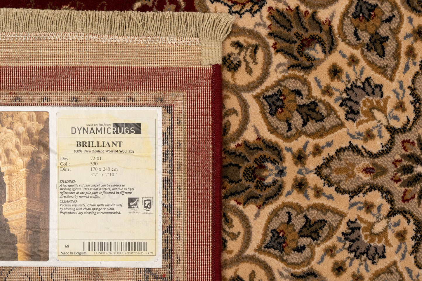 Brilliant Traditional Red Classic Medium Pile Rug