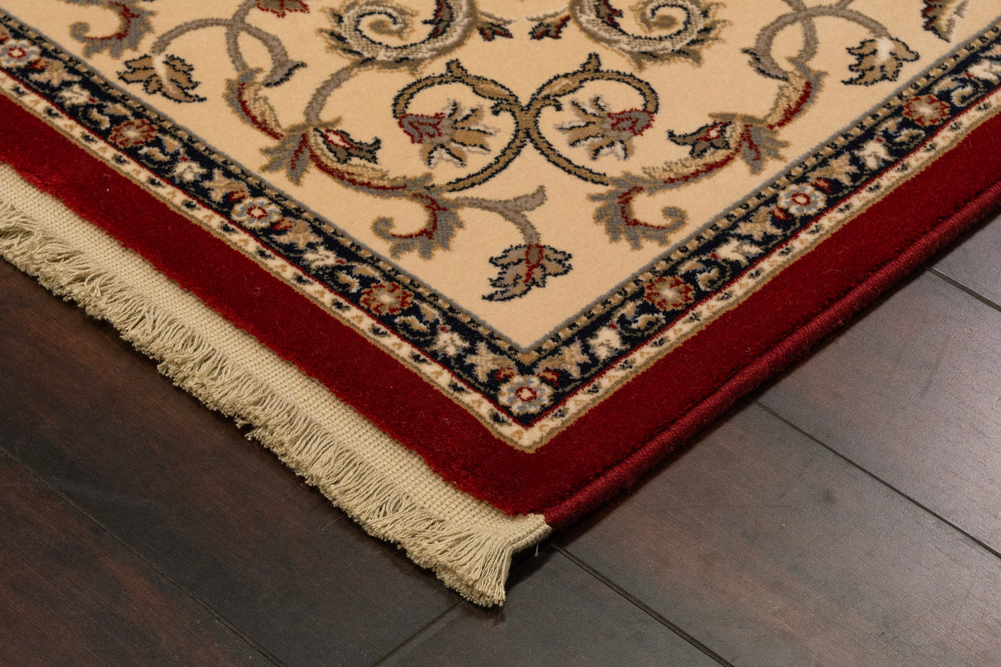Brilliant Traditional Red Classic Medium Pile Rug