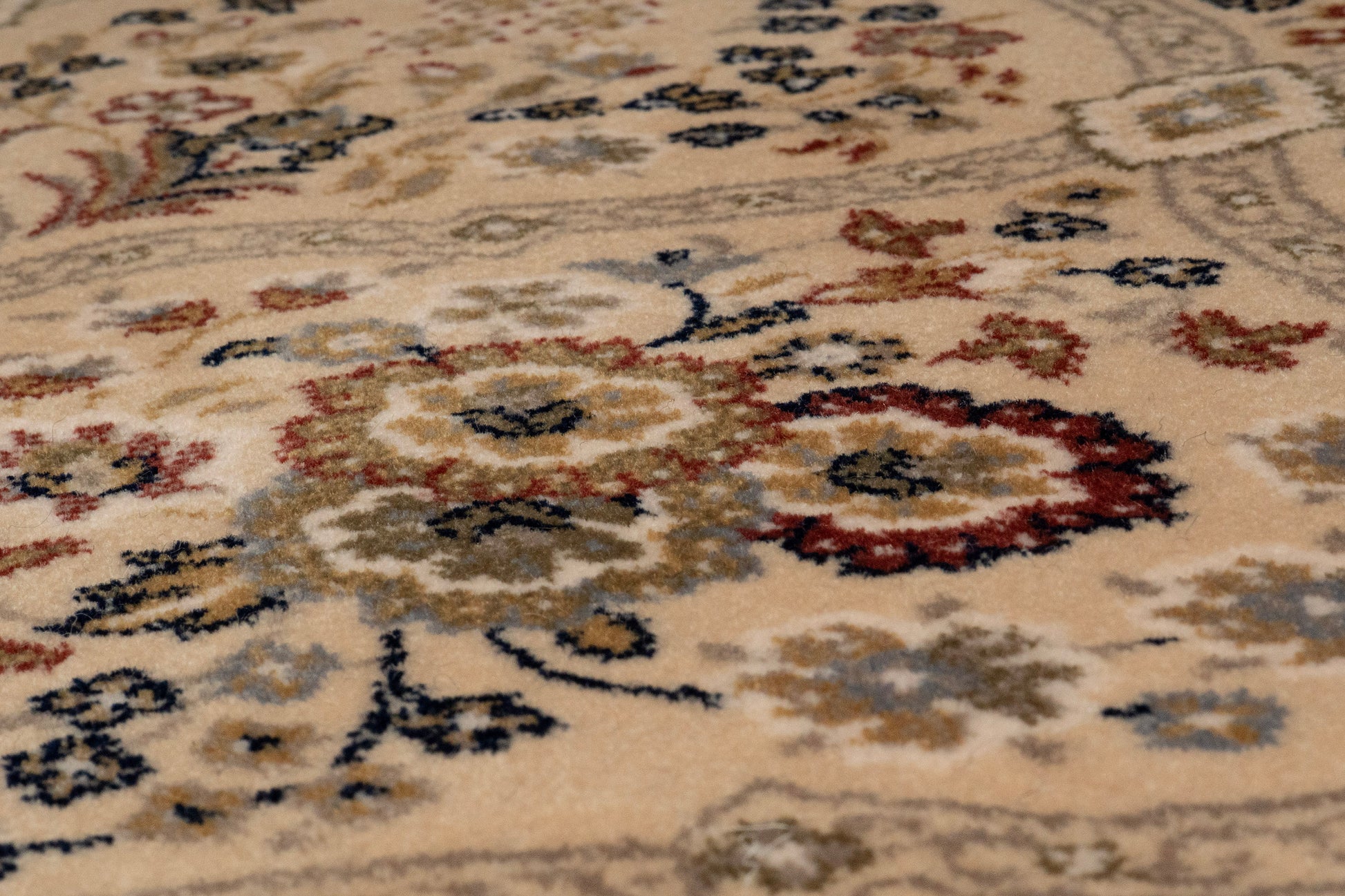 Brilliant Traditional Linen Classic Medium Pile Rug