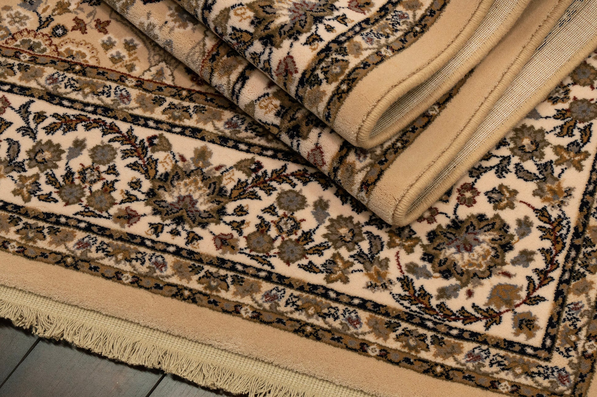 Brilliant Traditional Linen Classic Medium Pile Rug