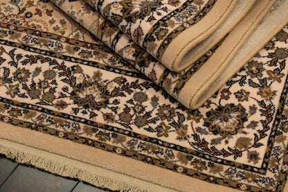 Brilliant Traditional Linen Classic Medium Pile Rug