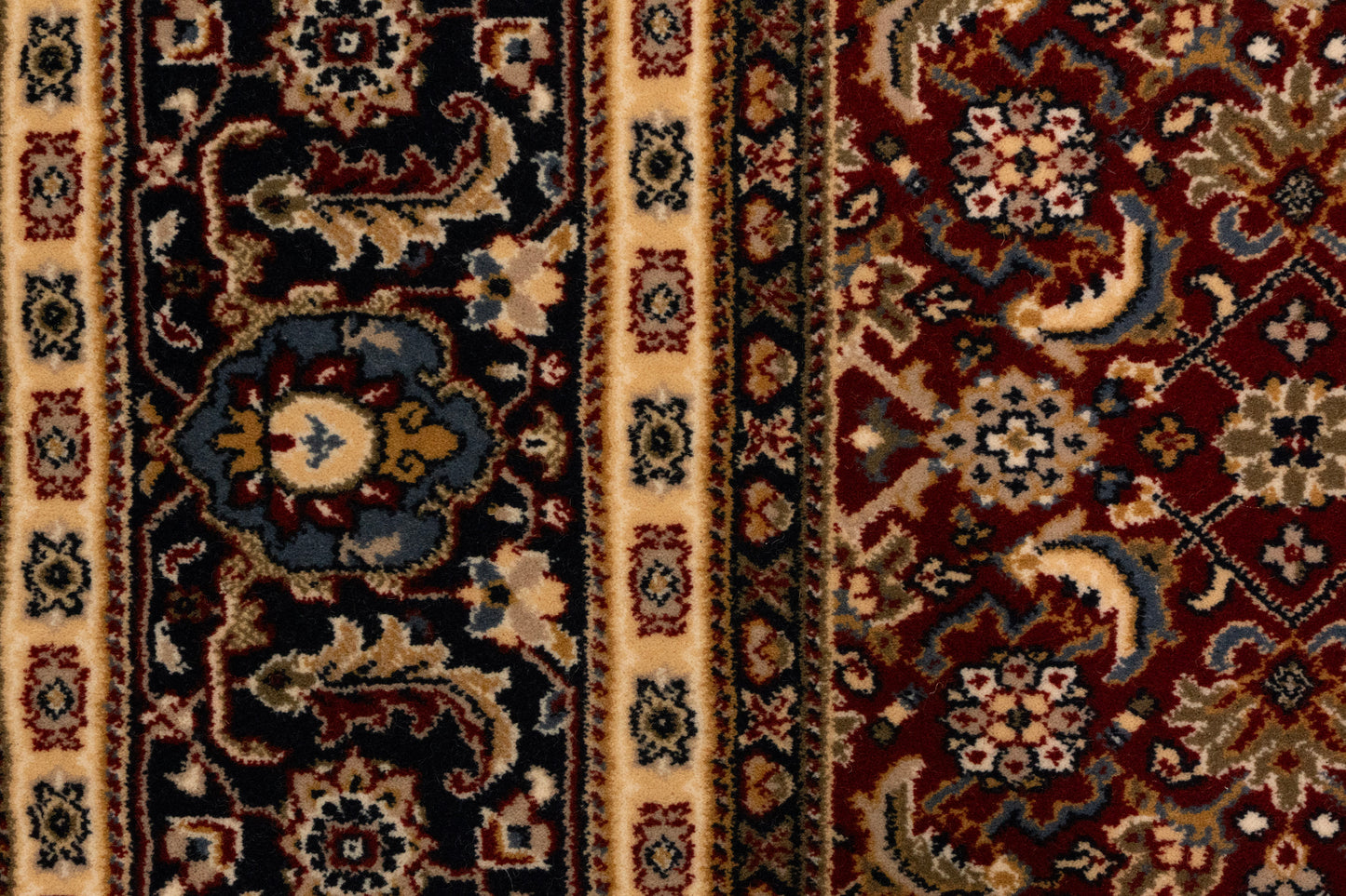 Brilliant Traditional Red Classic Medium Pile Rug