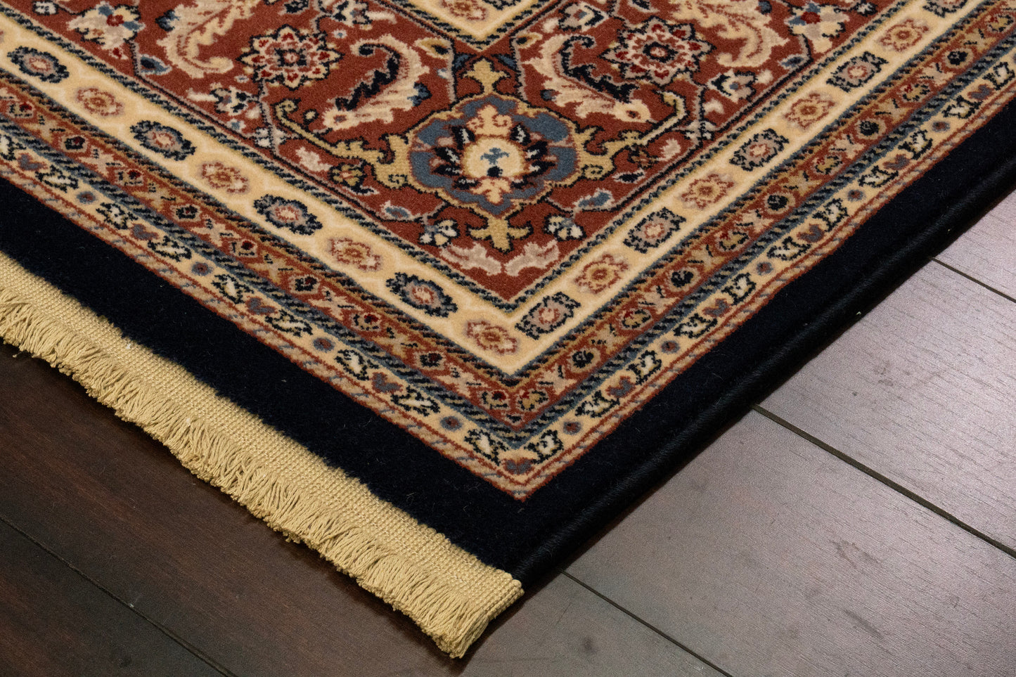 Brilliant Traditional Navy Classic Medium Pile Rug
