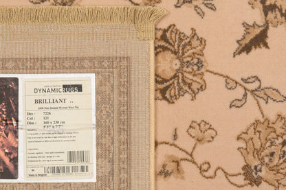 Brilliant Traditional Ivory Classic Medium Pile Rug