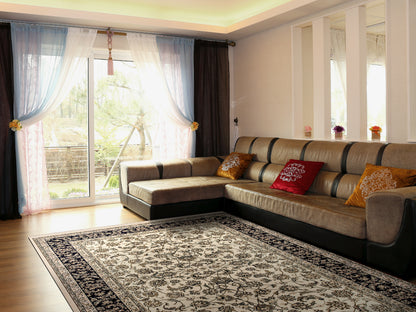 Brilliant Traditional Ivory Classic Medium Pile Rug