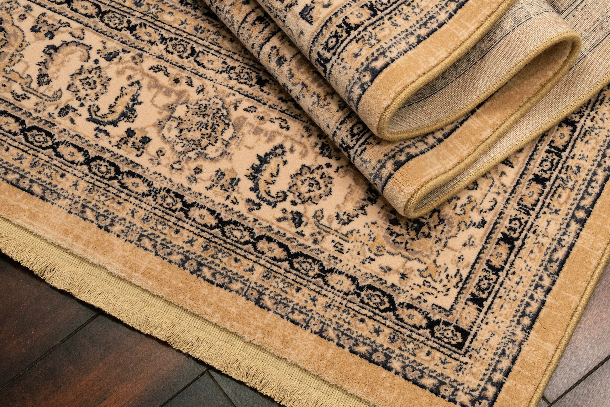 Brilliant Traditional Navy Distressed Medium Pile Rug