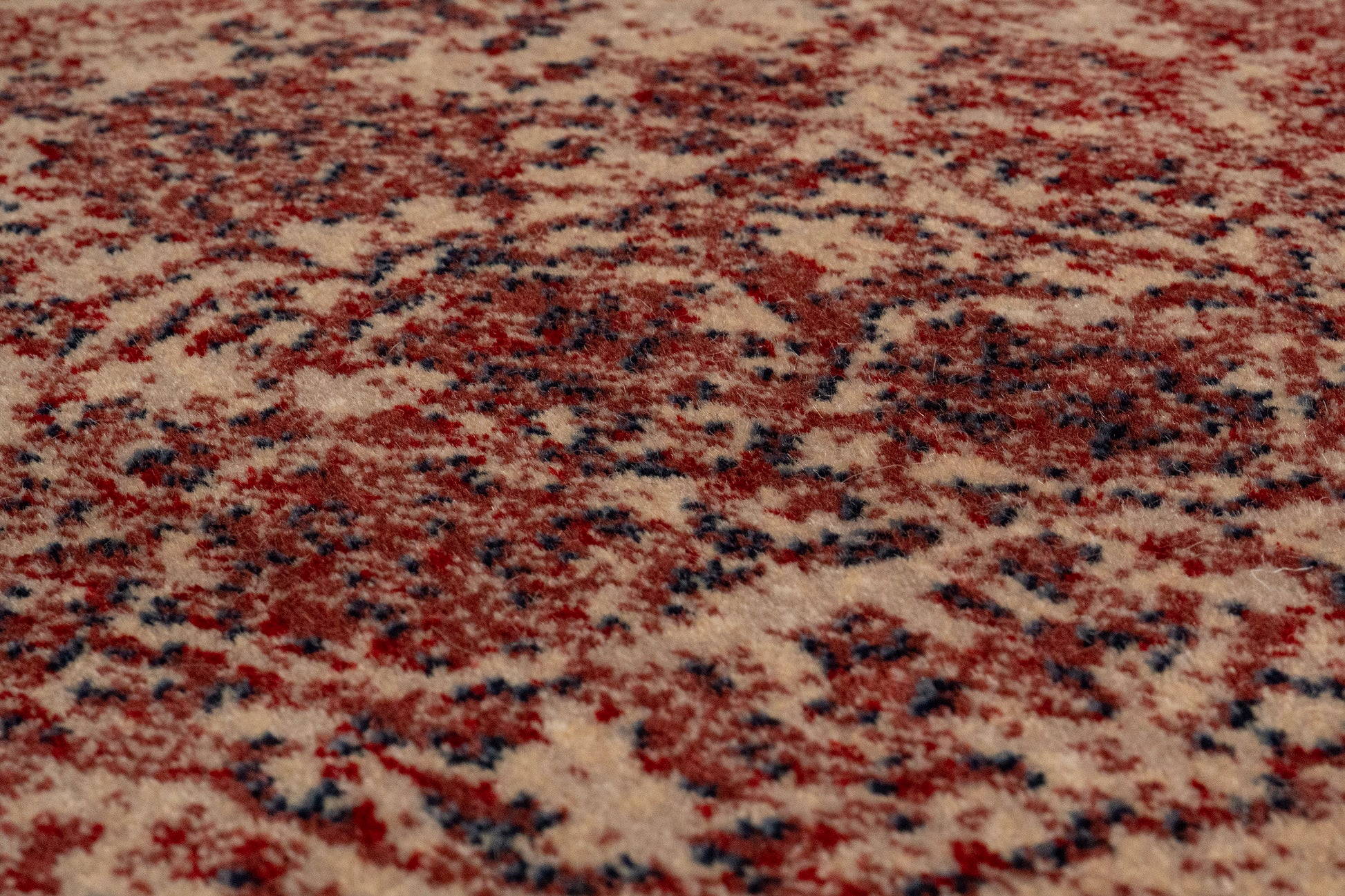 Brilliant Traditional Beige Distressed Medium Pile Rug