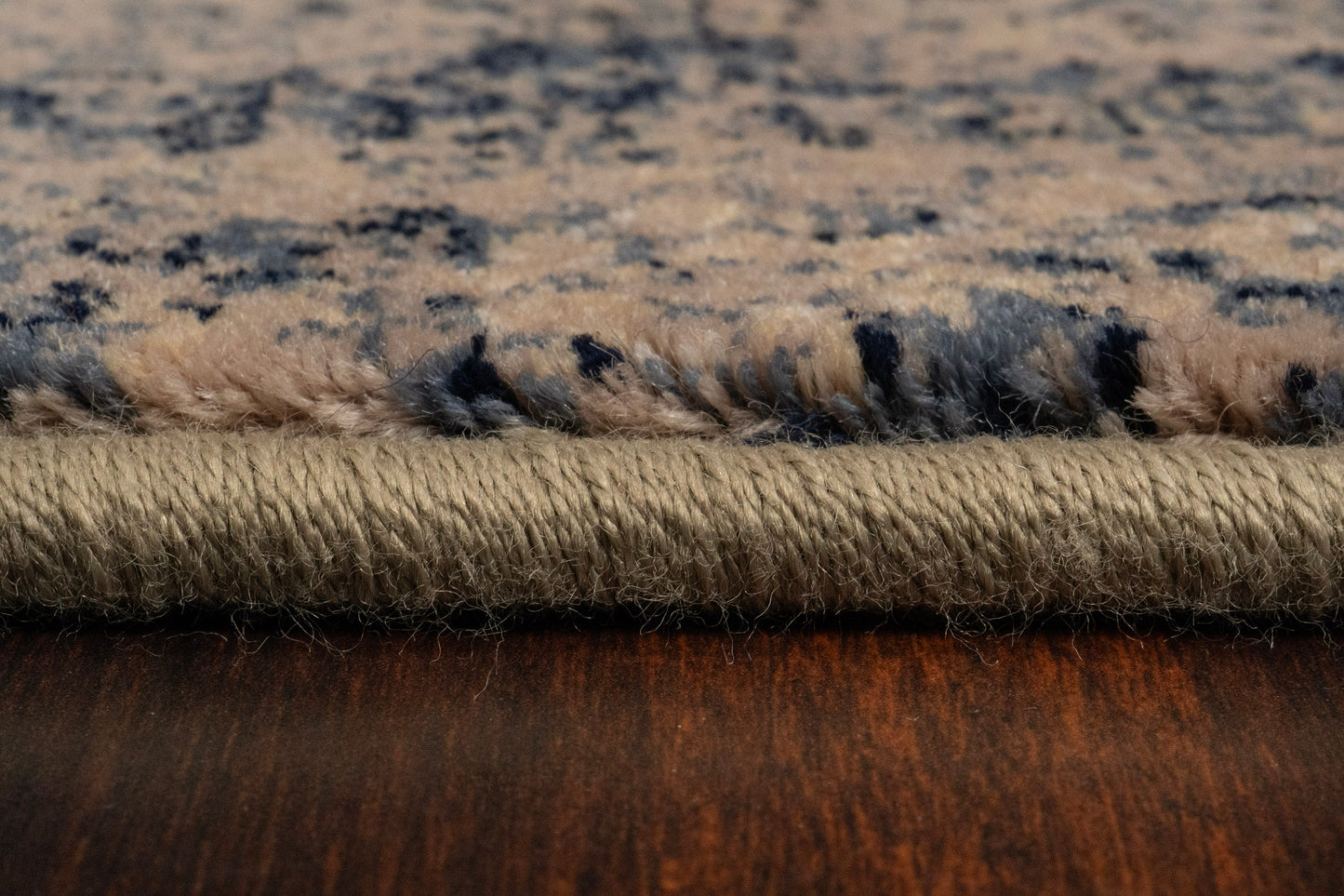 Brilliant Traditional Blue Distressed Medium Pile Rug