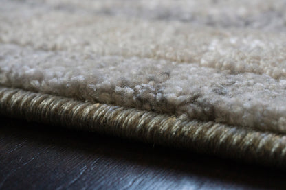 Canyon Traditional Grey/Cream Floral Medium Pile Rug