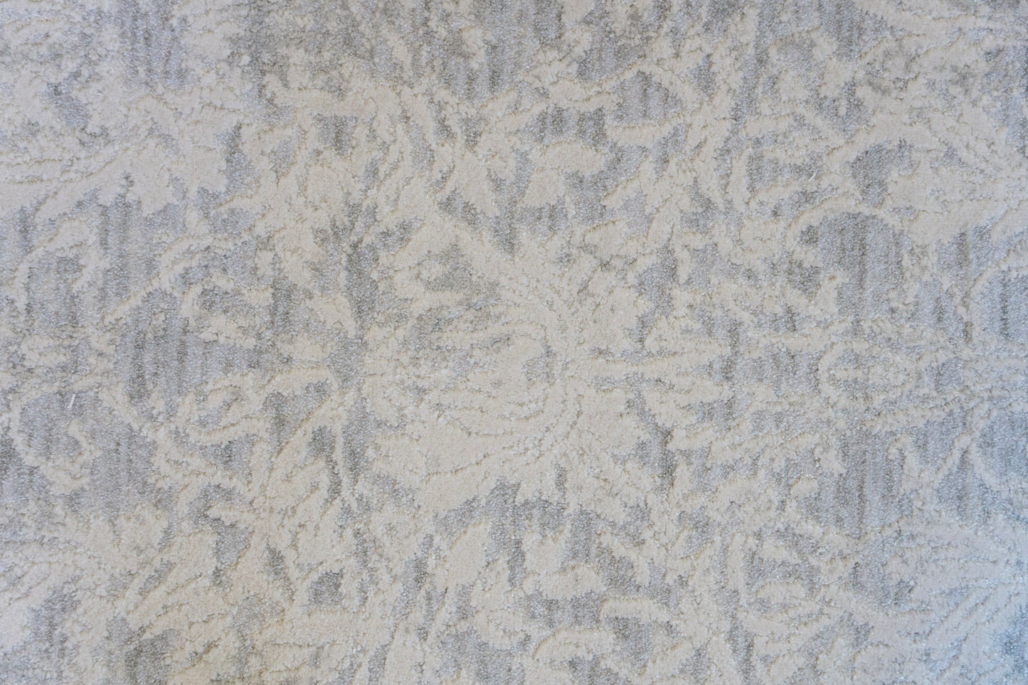 Canyon Modern Grey/Cream Floral Medium Pile Rug