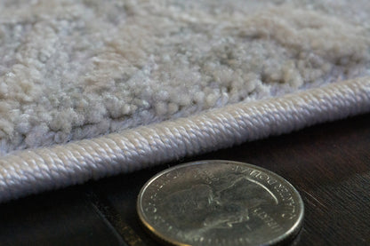 Canyon Modern Grey/Cream Floral Medium Pile Rug