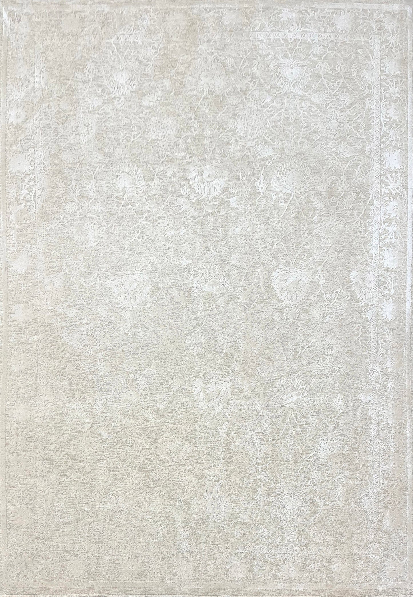 Canyon Traditional Beige/Light Beige Floral Medium Pile Rug