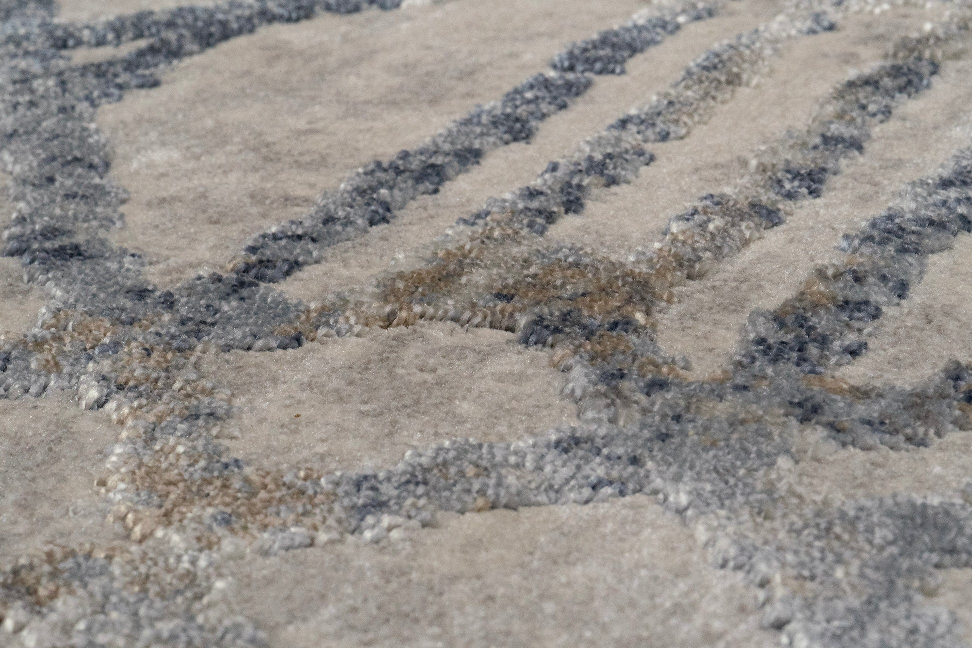 Castilla Modern Grey/Multi Distressed Medium Pile Rug
