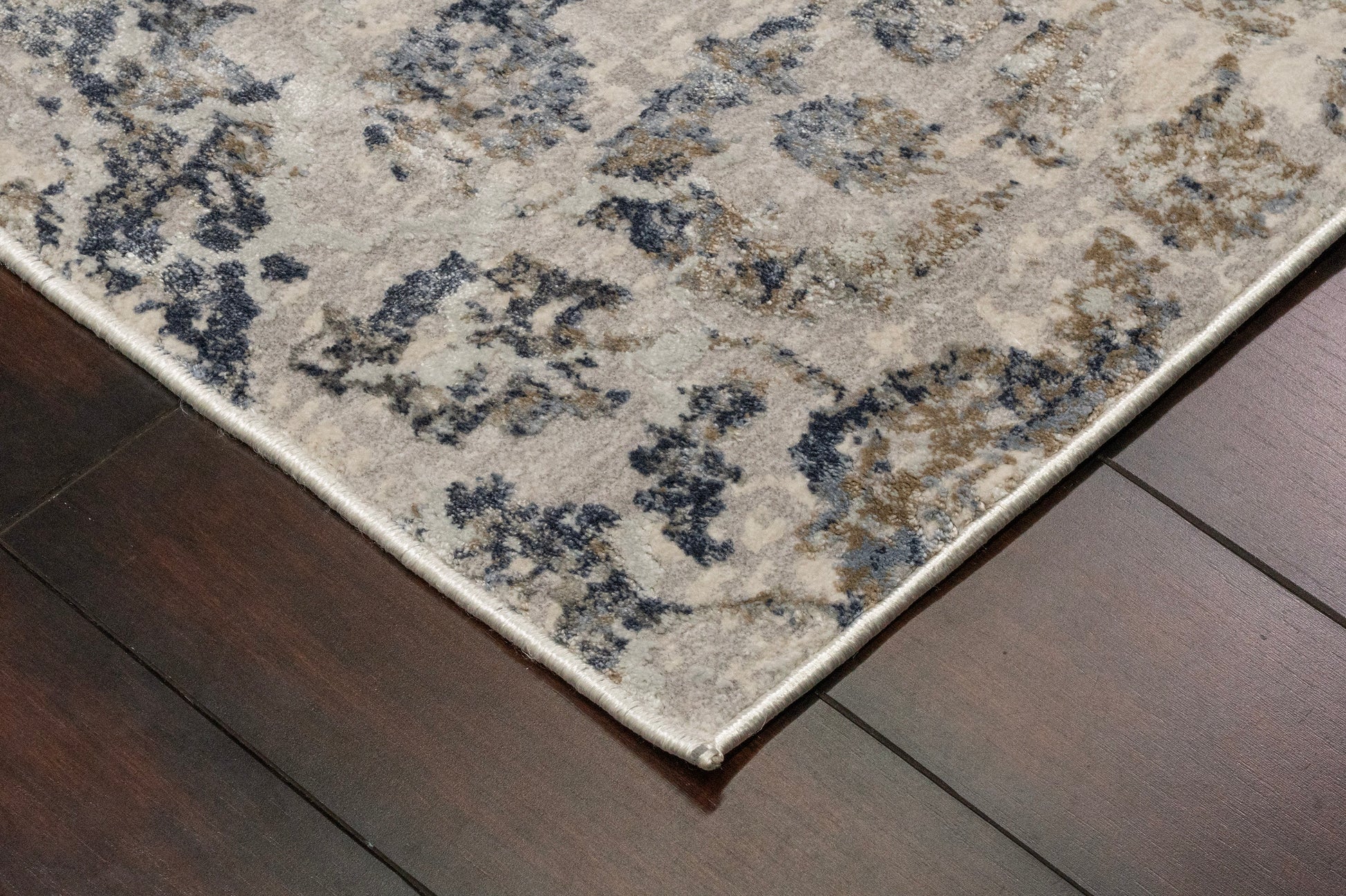 Castilla Modern Cream/Grey Distressed Medium Pile Rug