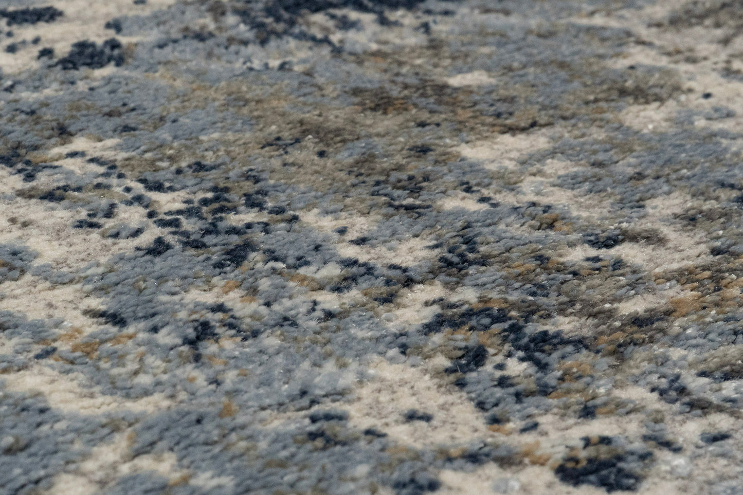 Castilla Modern Grey/Blue Distressed Medium Pile Rug