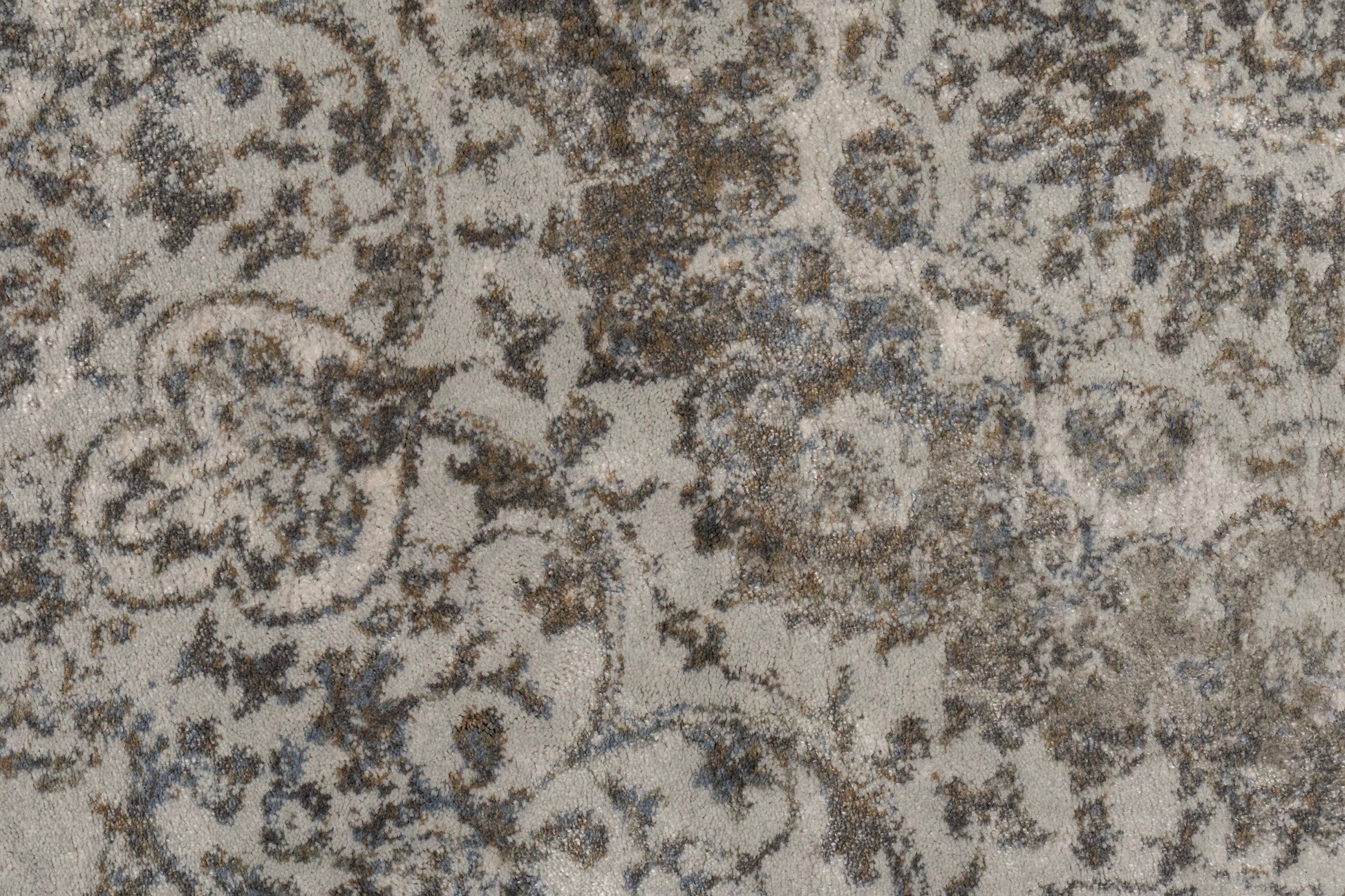 Castilla Modern Light Grey Distressed Medium Pile Rug