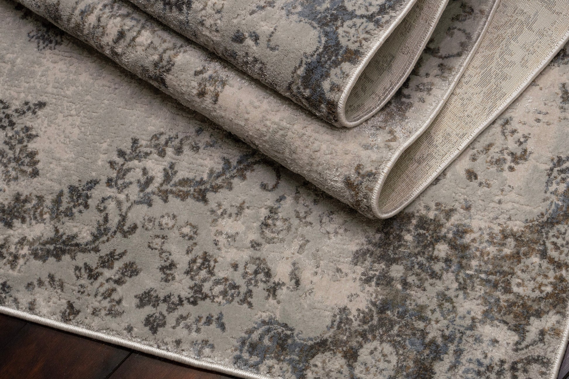 Castilla Modern Light Grey Distressed Medium Pile Rug