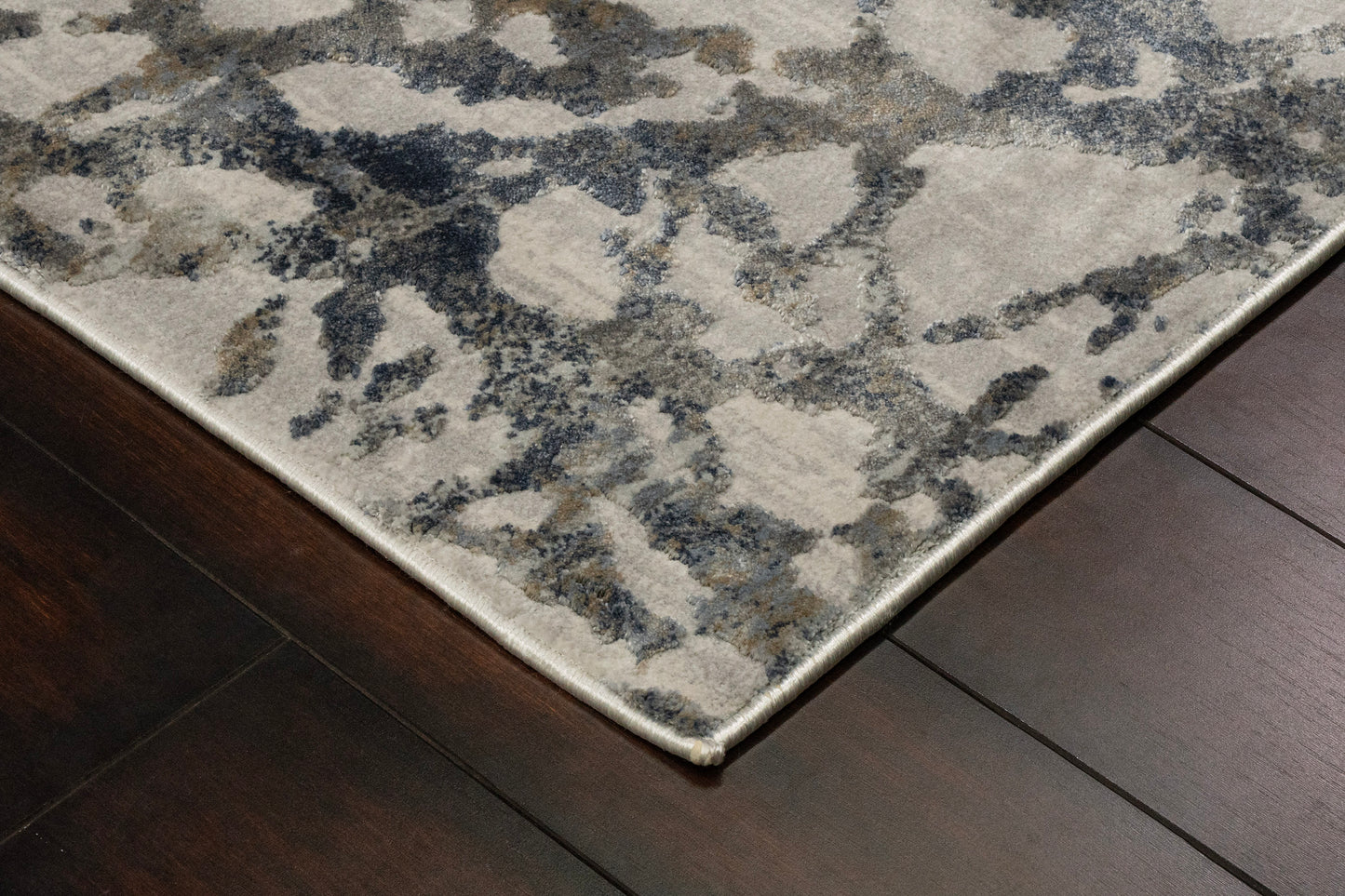 Castilla Modern Grey/Multi Distressed Medium Pile Rug