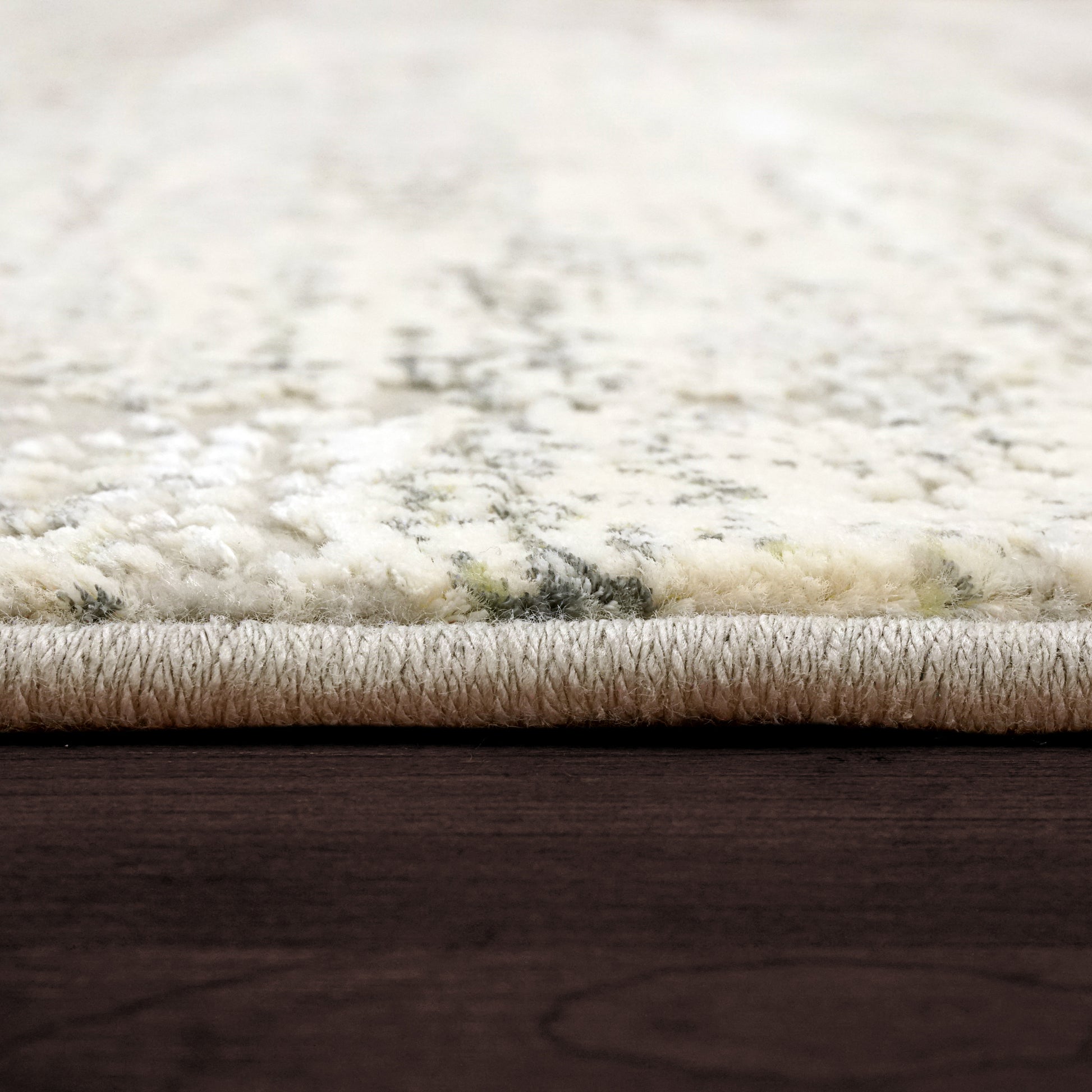 Couture Contemporary Ivory/Grey Abstract Medium Pile Rug