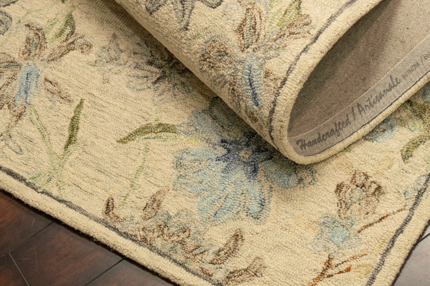Daisy Transitional Ivory/Multi Floral Medium Pile Rug