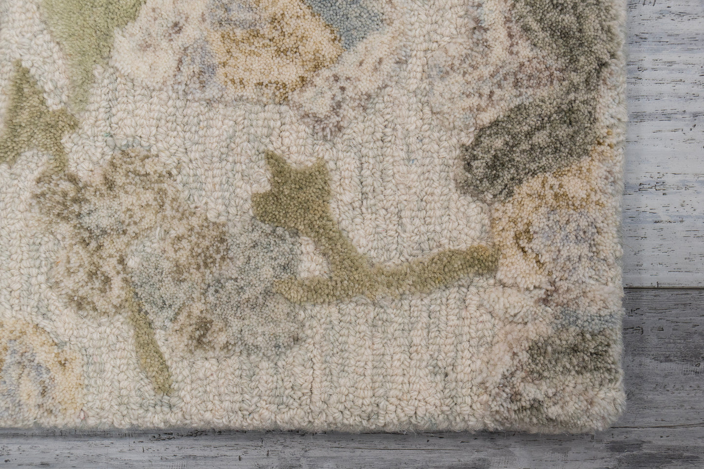 Daisy Modern Sage/Multi Floral Medium Pile Rug