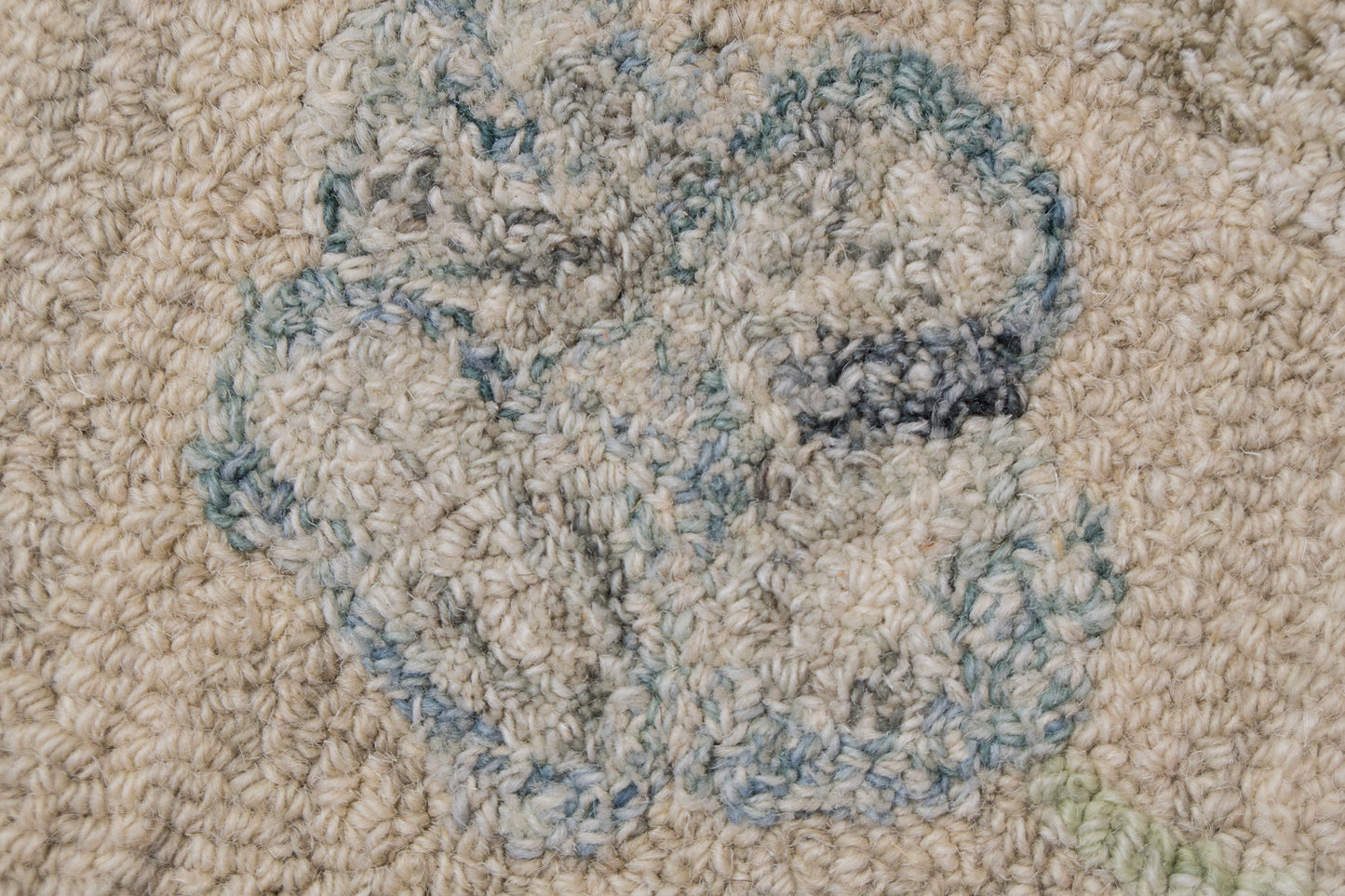 Daisy Modern Beige/Sage/Blue Floral Medium Pile Rug