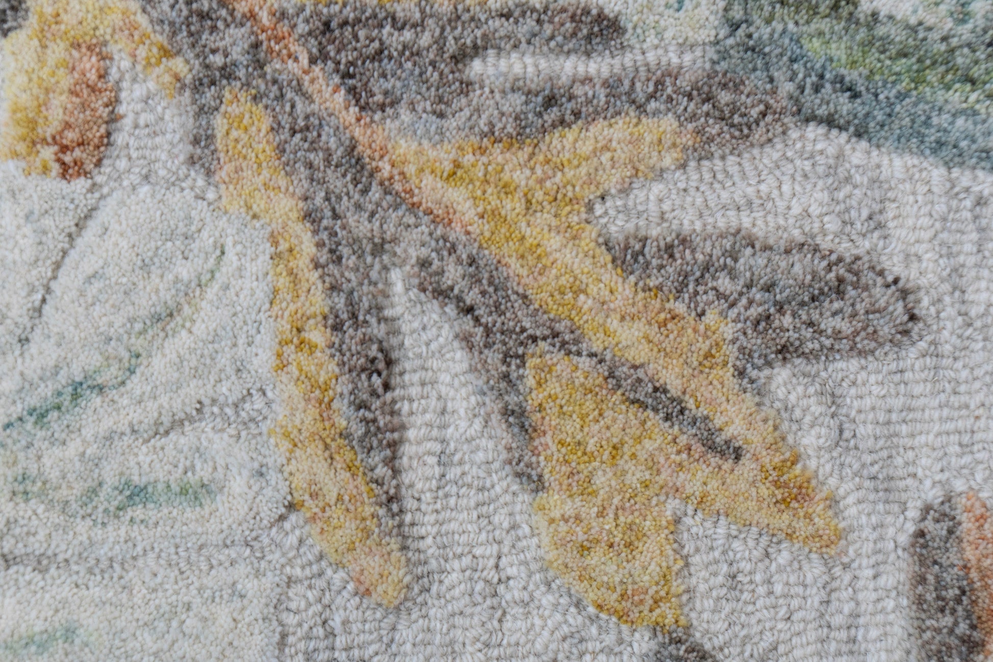 Daisy Modern Grey/Multi Floral Medium Pile Rug