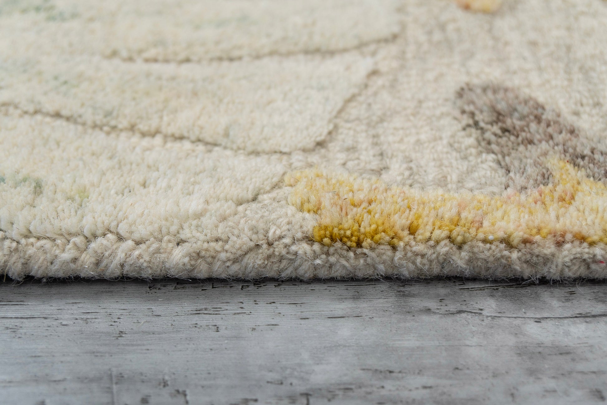 Daisy Modern Grey/Multi Floral Medium Pile Rug
