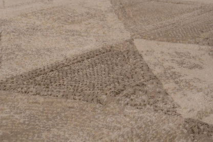 Eclipse Contemporary Beige Geometric Medium Pile Rug