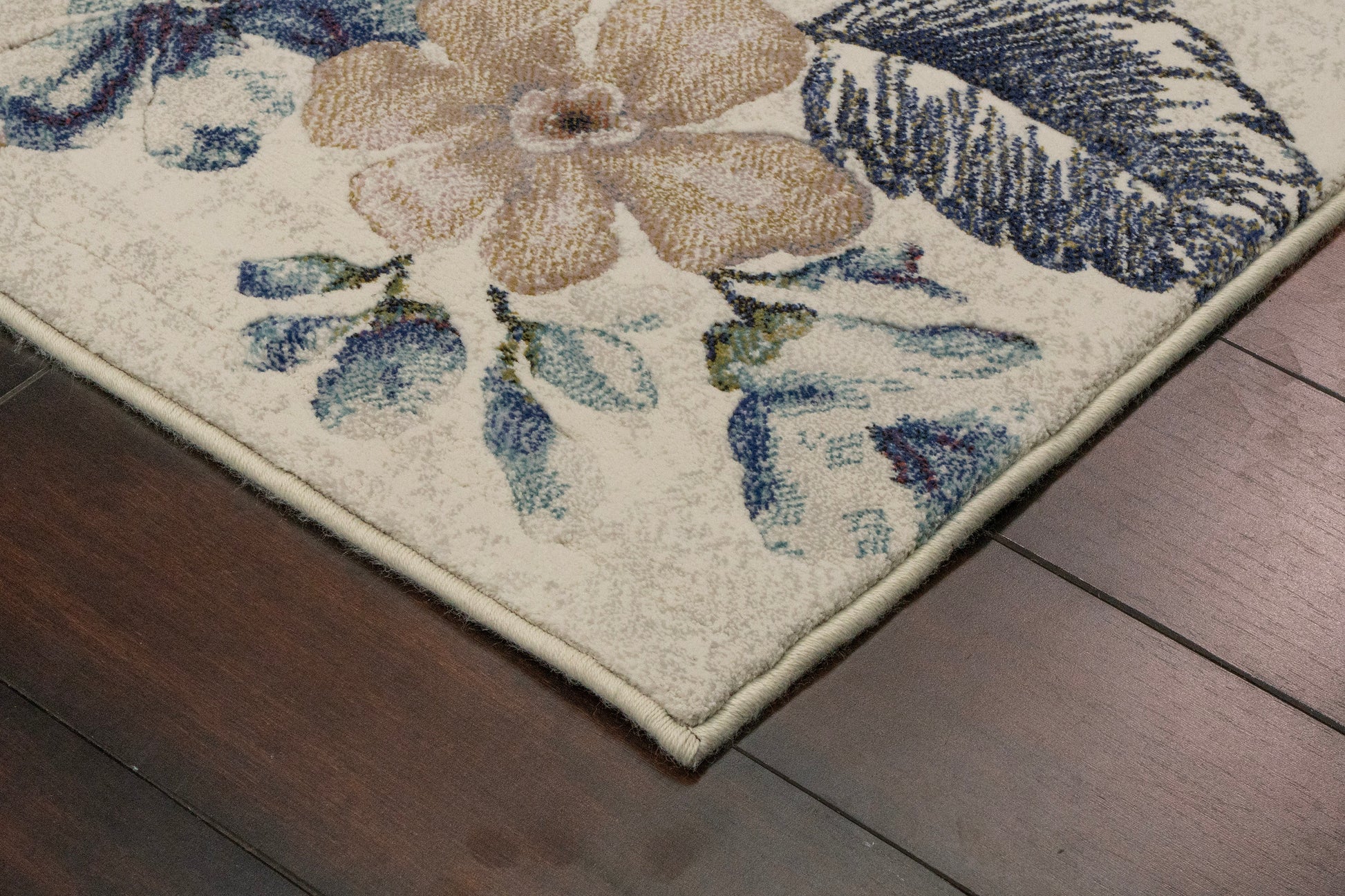 Eclipse Transitional Cream/Blue Floral Medium Pile Rug