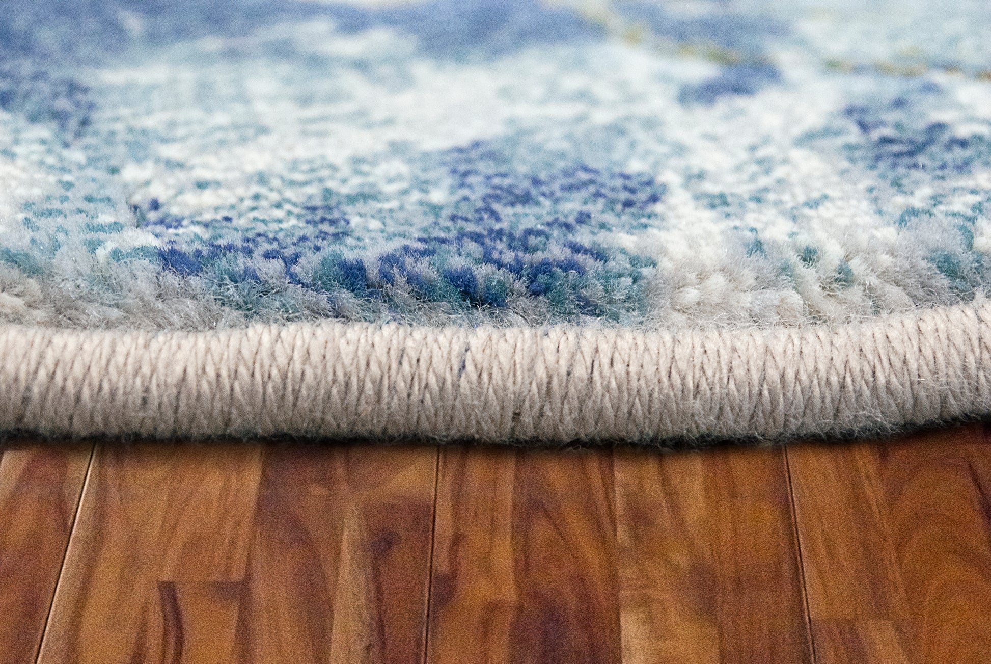 Eclipse Transitional Cream/Blue Floral Medium Pile Rug