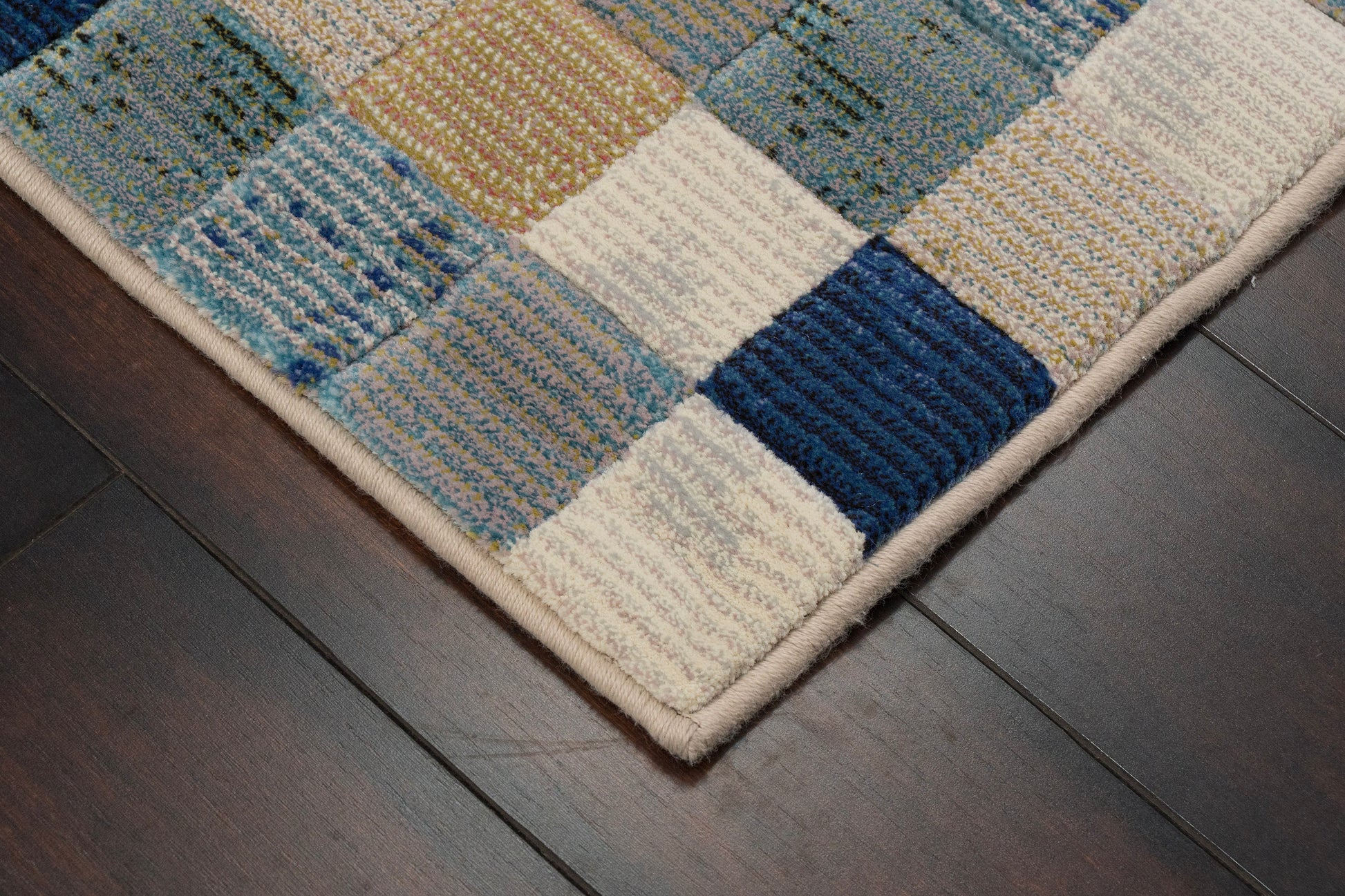 Eclipse Contemporary Multi/Blue Geometric Medium Pile Rug