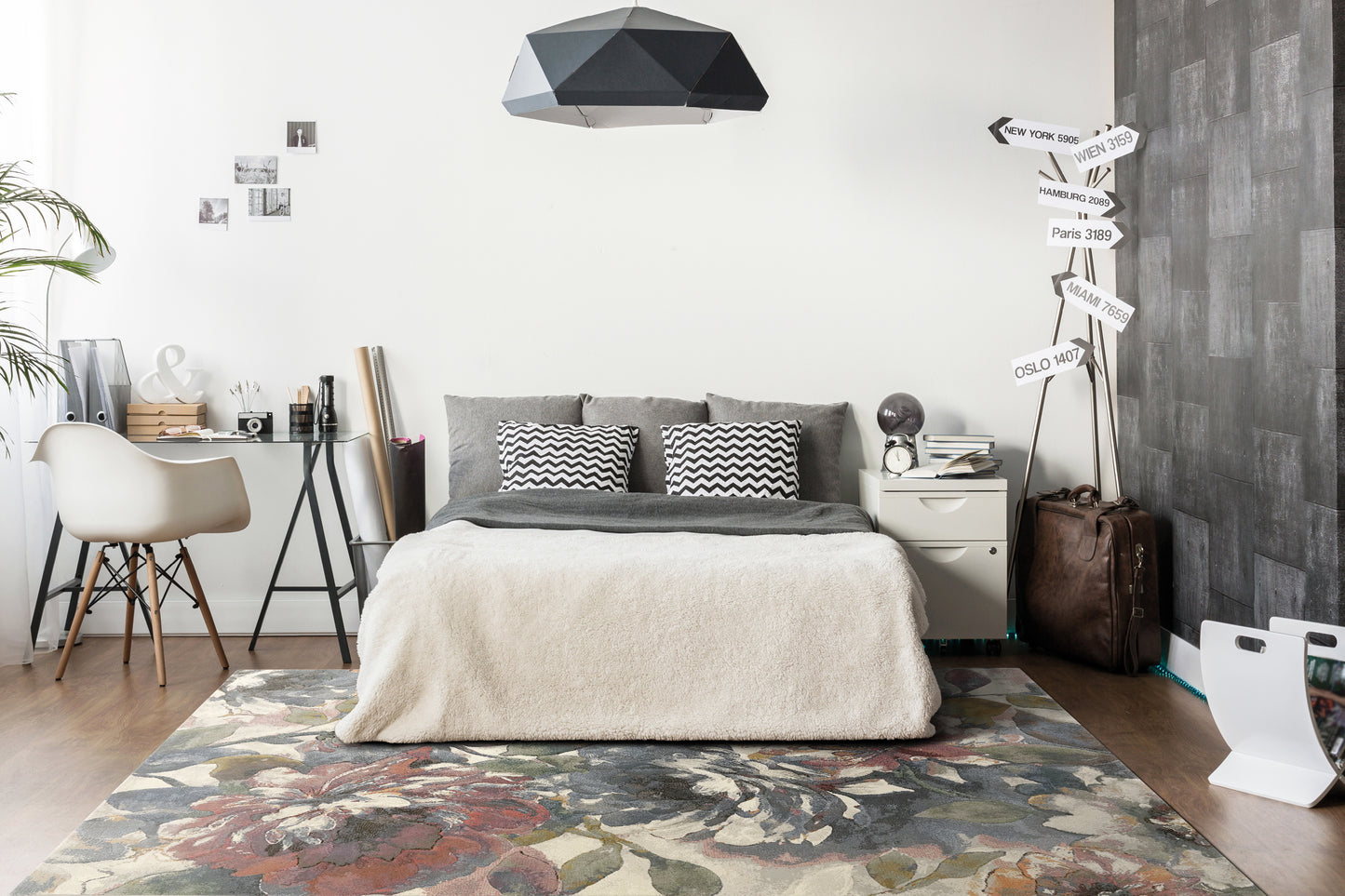 Eclipse Contemporary Multi Floral Medium Pile Rug